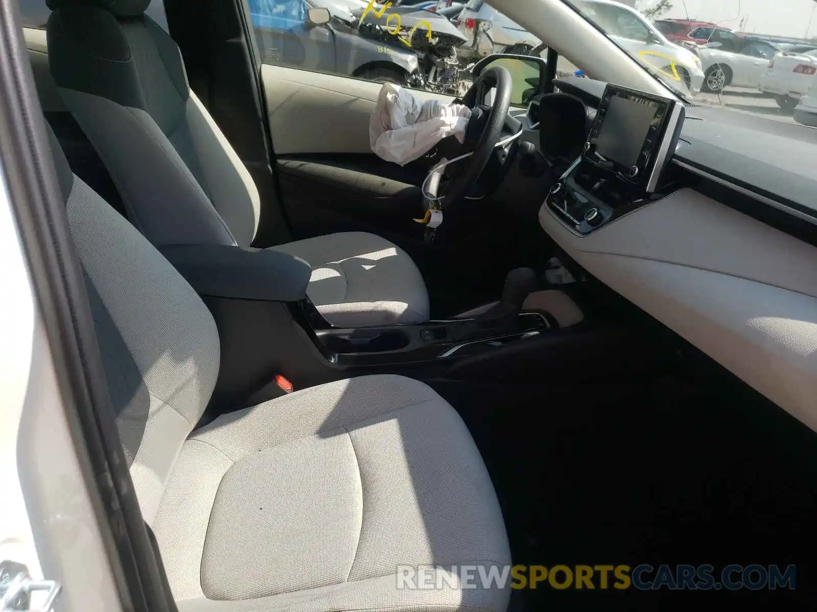 5 Photograph of a damaged car JTDEAMDE2MJ035543 TOYOTA COROLLA 2021