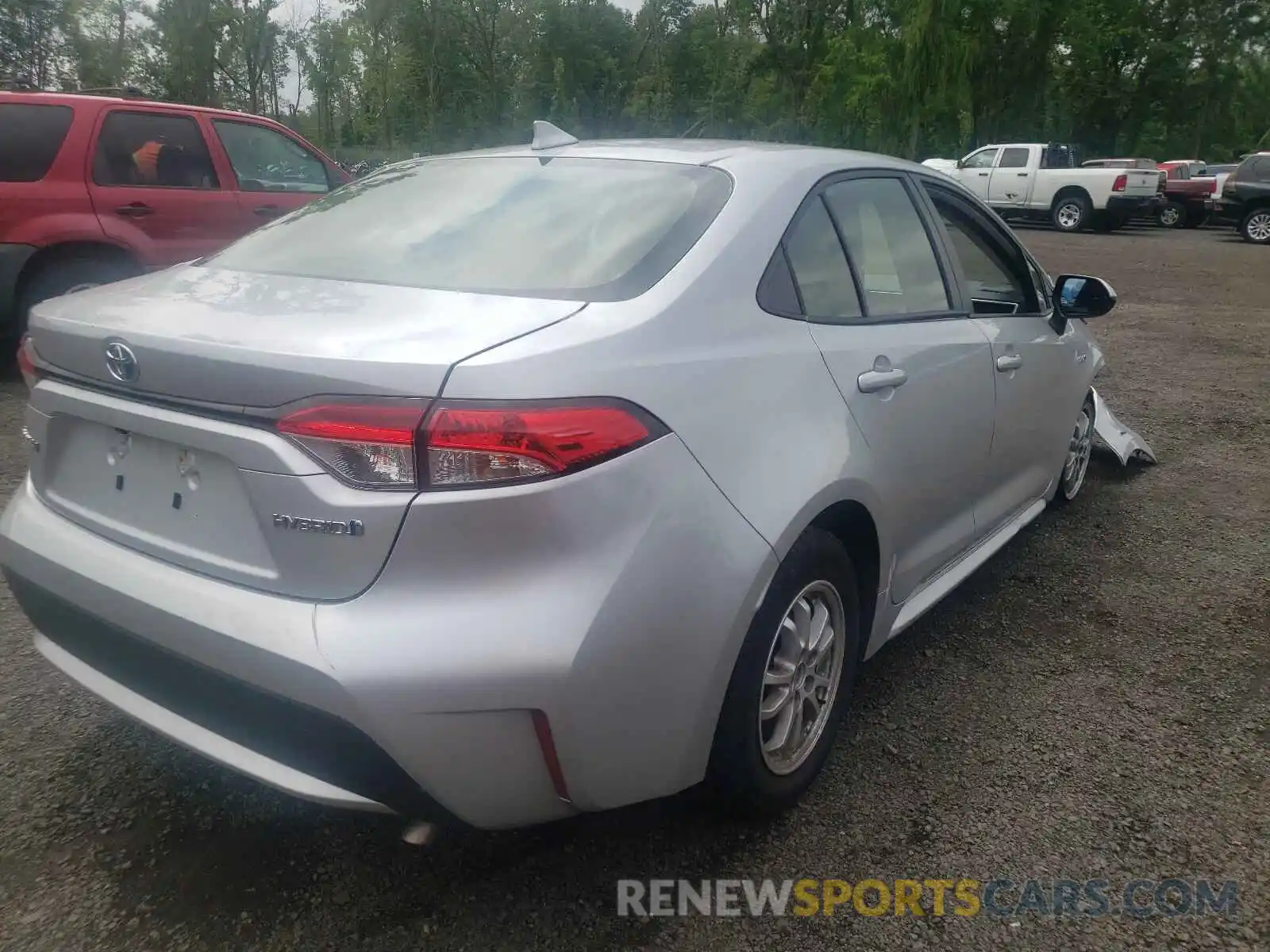 4 Photograph of a damaged car JTDEAMDE3MJ003166 TOYOTA COROLLA 2021