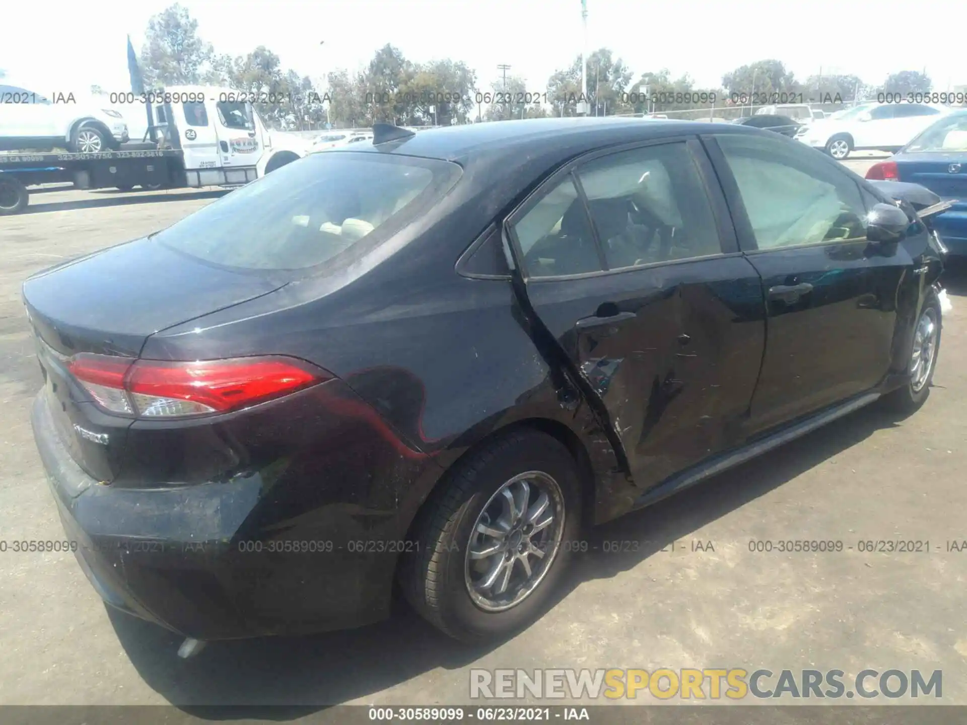 4 Photograph of a damaged car JTDEAMDE3MJ008187 TOYOTA COROLLA 2021