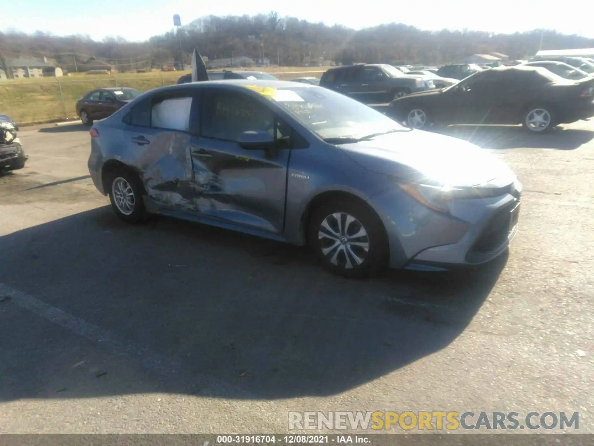 1 Photograph of a damaged car JTDEAMDE3MJ010022 TOYOTA COROLLA 2021