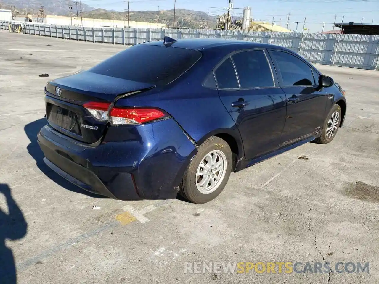 4 Photograph of a damaged car JTDEAMDE3MJ010229 TOYOTA COROLLA 2021