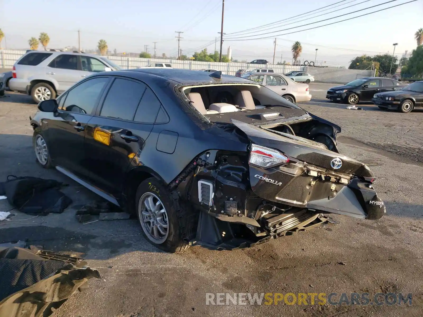 3 Photograph of a damaged car JTDEAMDE3MJ010957 TOYOTA COROLLA 2021