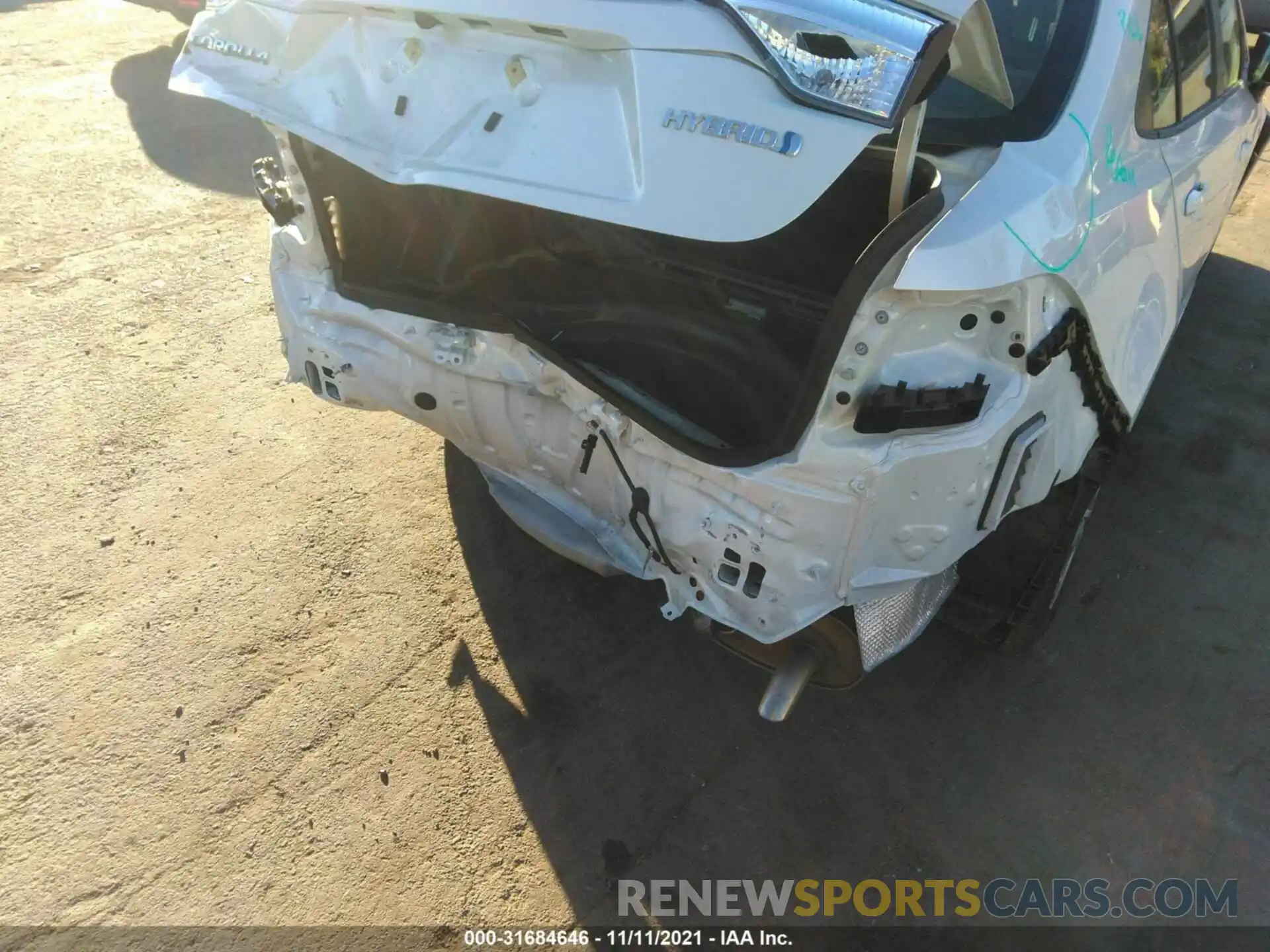 6 Photograph of a damaged car JTDEAMDE3MJ011087 TOYOTA COROLLA 2021