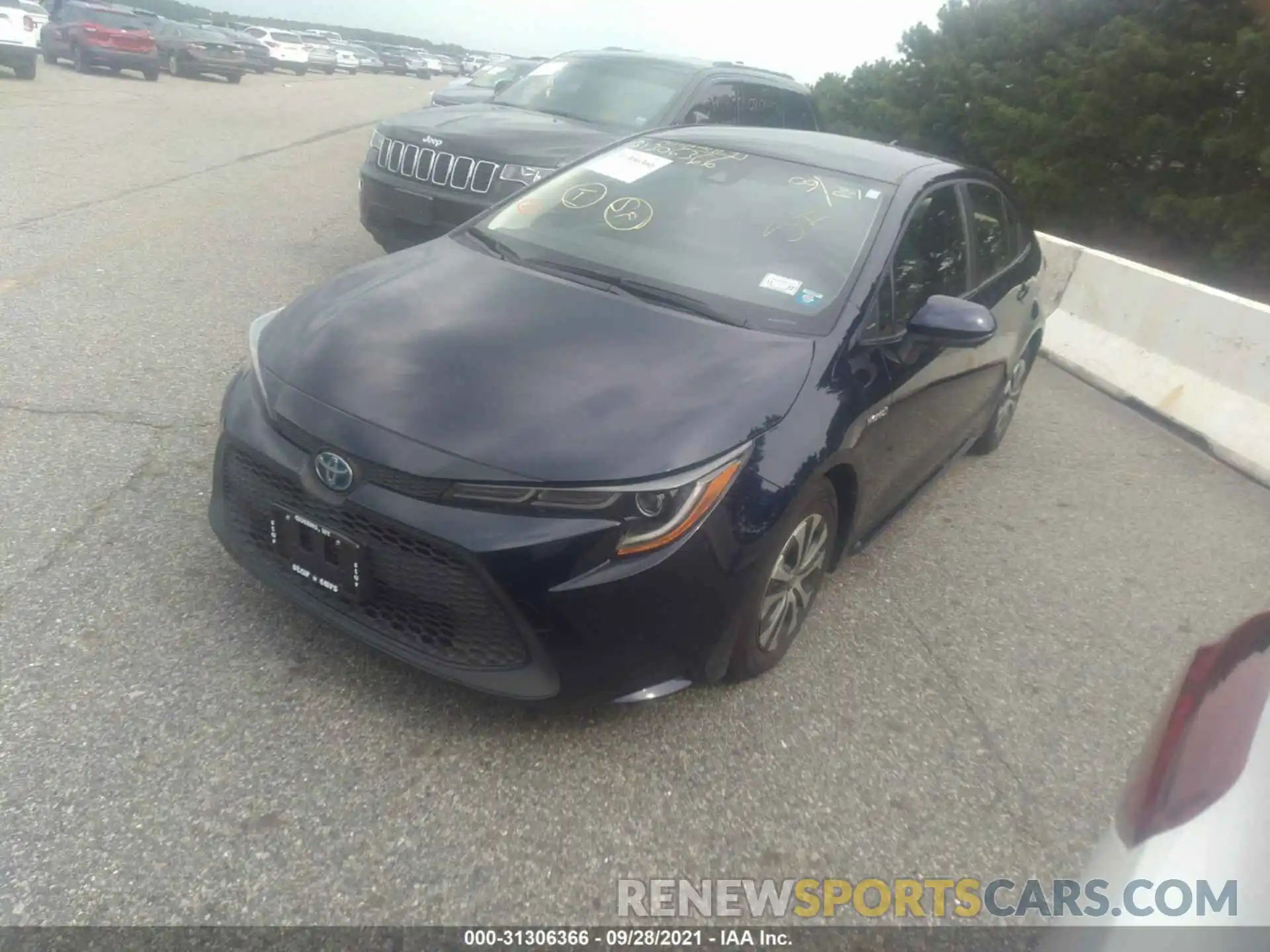 2 Photograph of a damaged car JTDEAMDE3MJ016287 TOYOTA COROLLA 2021