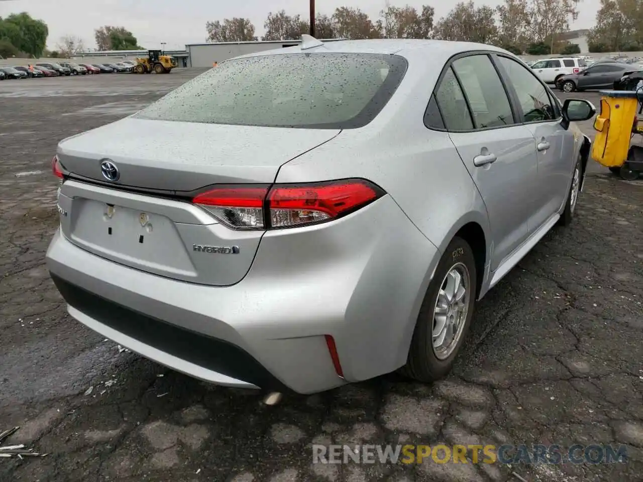 4 Photograph of a damaged car JTDEAMDE3MJ017021 TOYOTA COROLLA 2021