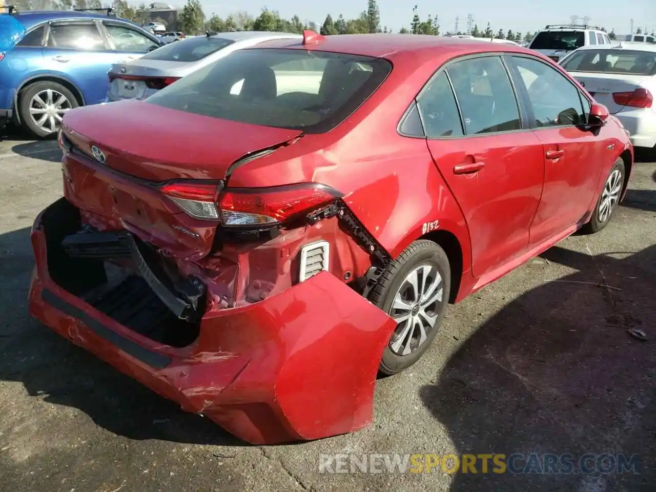 4 Photograph of a damaged car JTDEAMDE3MJ017262 TOYOTA COROLLA 2021