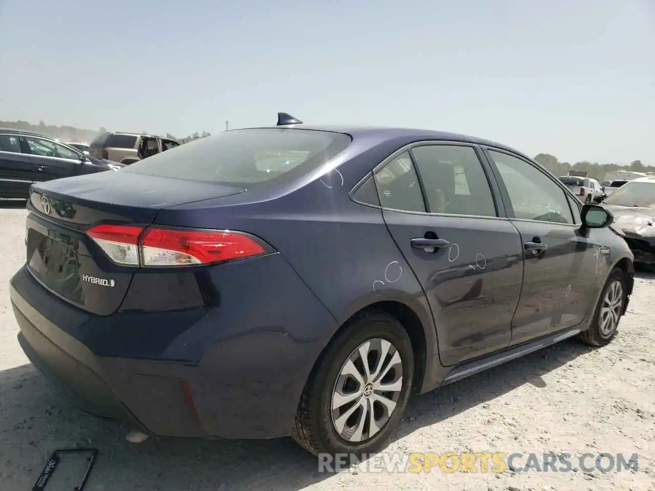 4 Photograph of a damaged car JTDEAMDE3MJ022395 TOYOTA COROLLA 2021