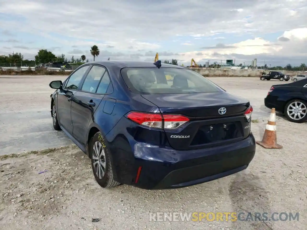 3 Photograph of a damaged car JTDEAMDE3MJ024292 TOYOTA COROLLA 2021