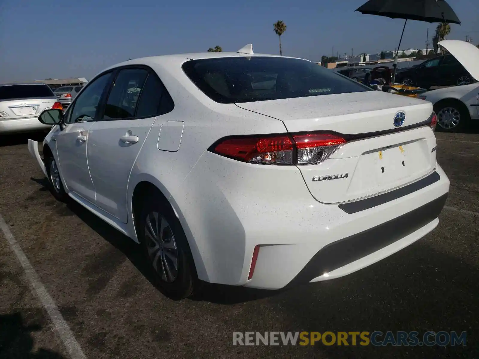 3 Photograph of a damaged car JTDEAMDE3MJ025622 TOYOTA COROLLA 2021