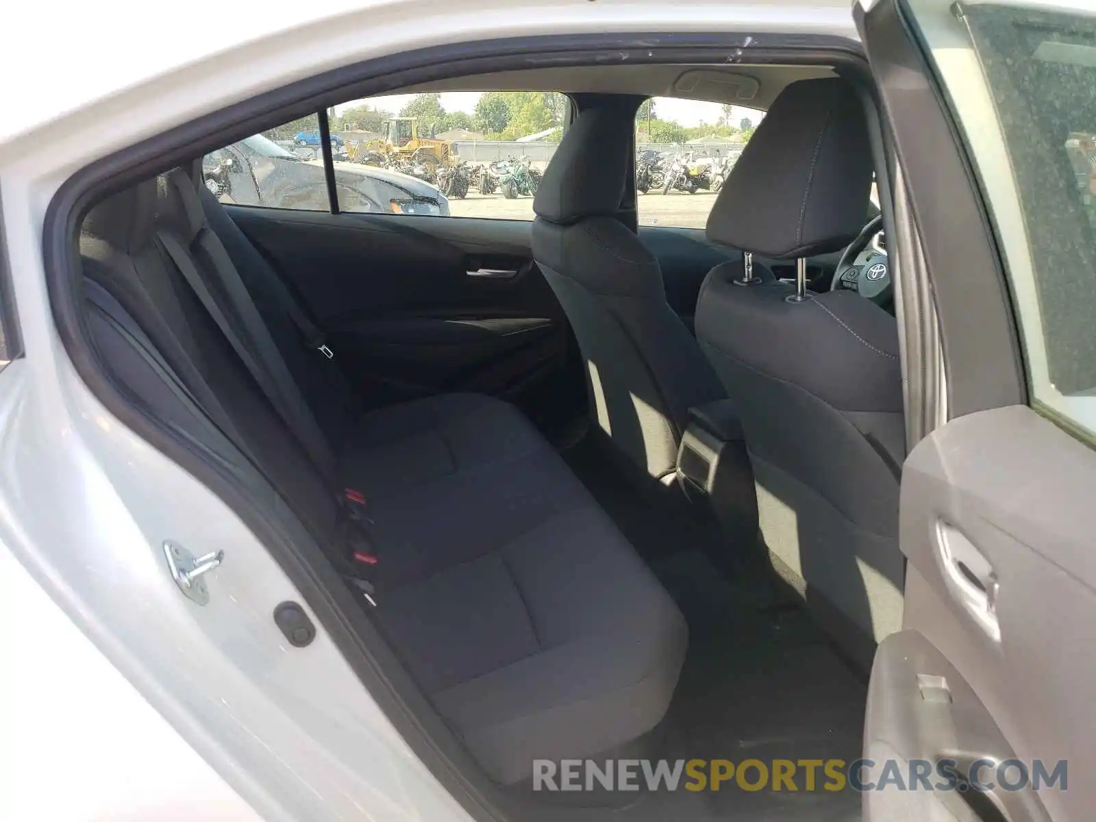 6 Photograph of a damaged car JTDEAMDE3MJ025622 TOYOTA COROLLA 2021