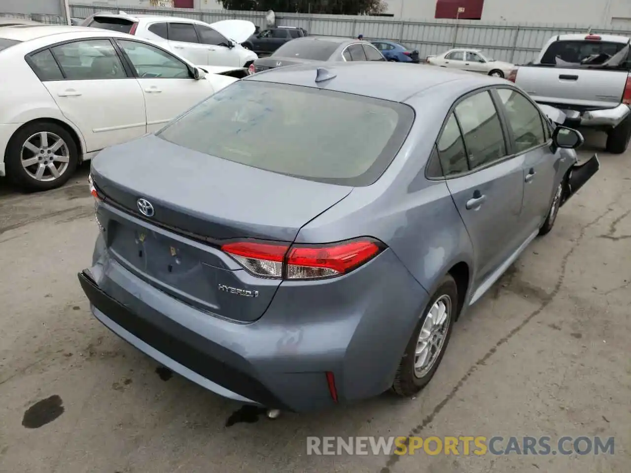 4 Photograph of a damaged car JTDEAMDE3MJ027502 TOYOTA COROLLA 2021