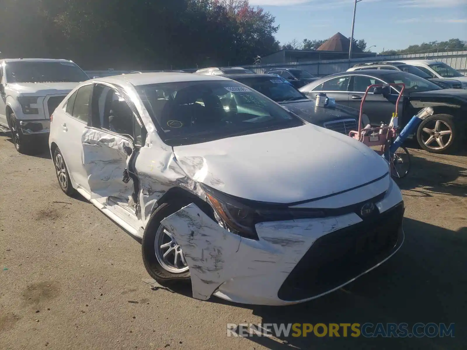 1 Photograph of a damaged car JTDEAMDE3MJ029332 TOYOTA COROLLA 2021