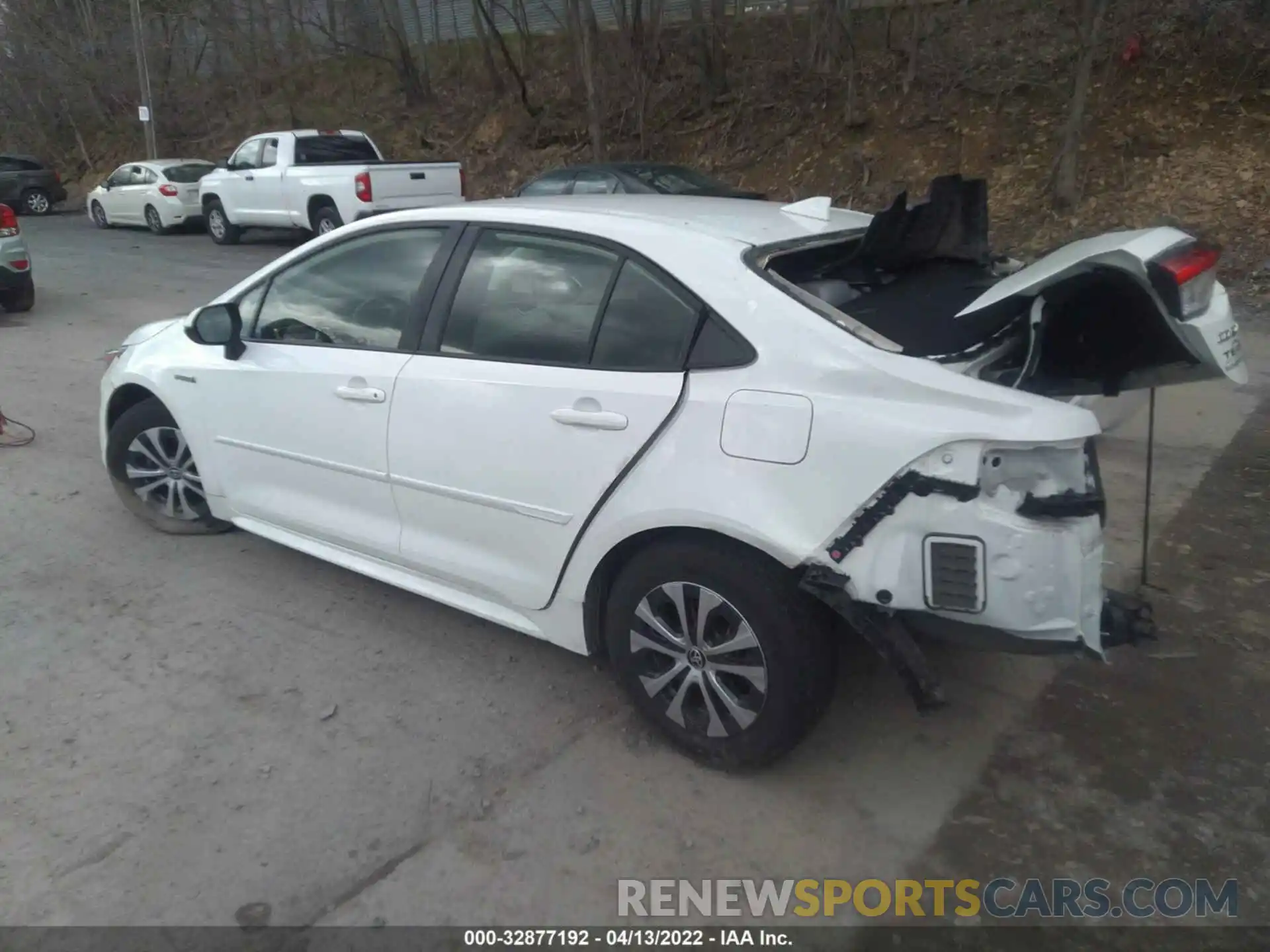 3 Photograph of a damaged car JTDEAMDE3MJ035518 TOYOTA COROLLA 2021