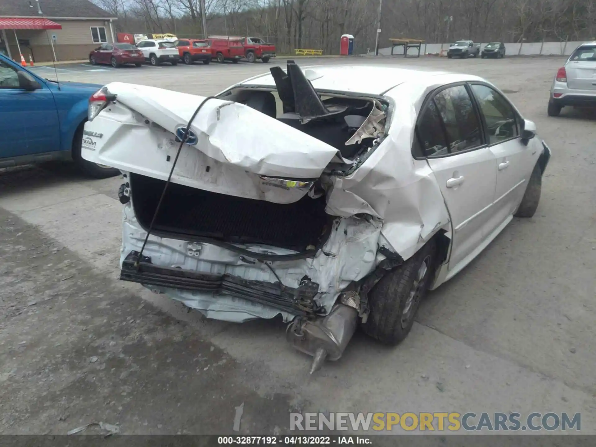 6 Photograph of a damaged car JTDEAMDE3MJ035518 TOYOTA COROLLA 2021