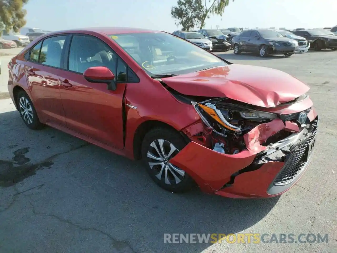 1 Photograph of a damaged car JTDEAMDE4MJ005914 TOYOTA COROLLA 2021