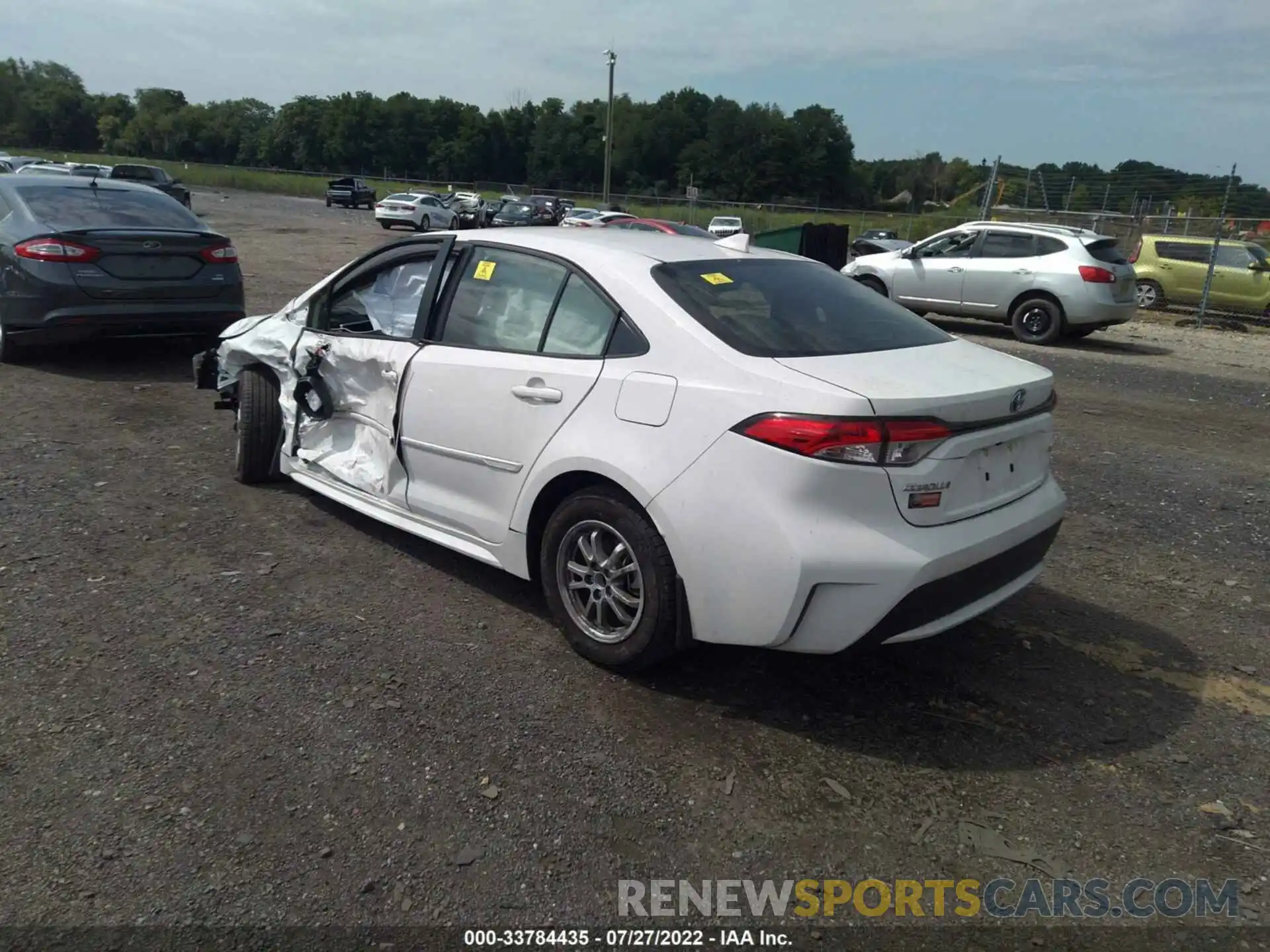 3 Photograph of a damaged car JTDEAMDE4MJ008232 TOYOTA COROLLA 2021