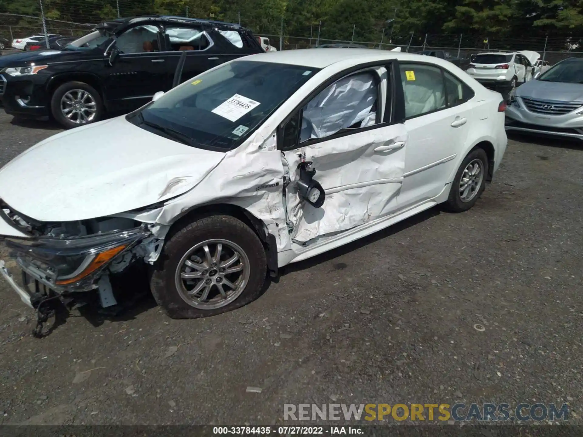 6 Photograph of a damaged car JTDEAMDE4MJ008232 TOYOTA COROLLA 2021