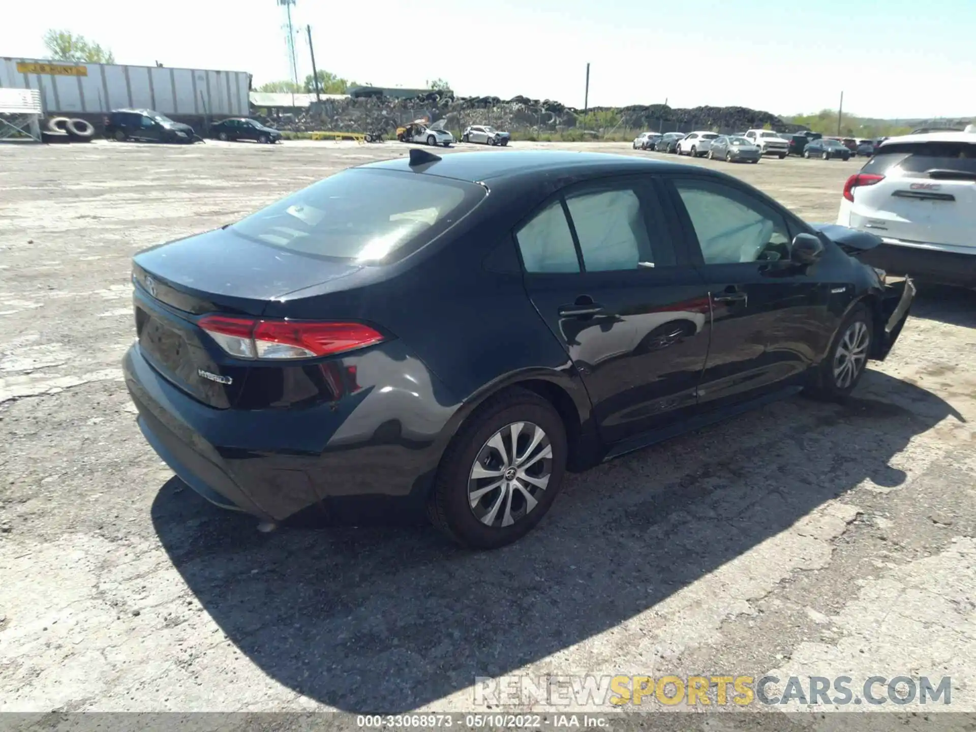 4 Photograph of a damaged car JTDEAMDE4MJ010093 TOYOTA COROLLA 2021