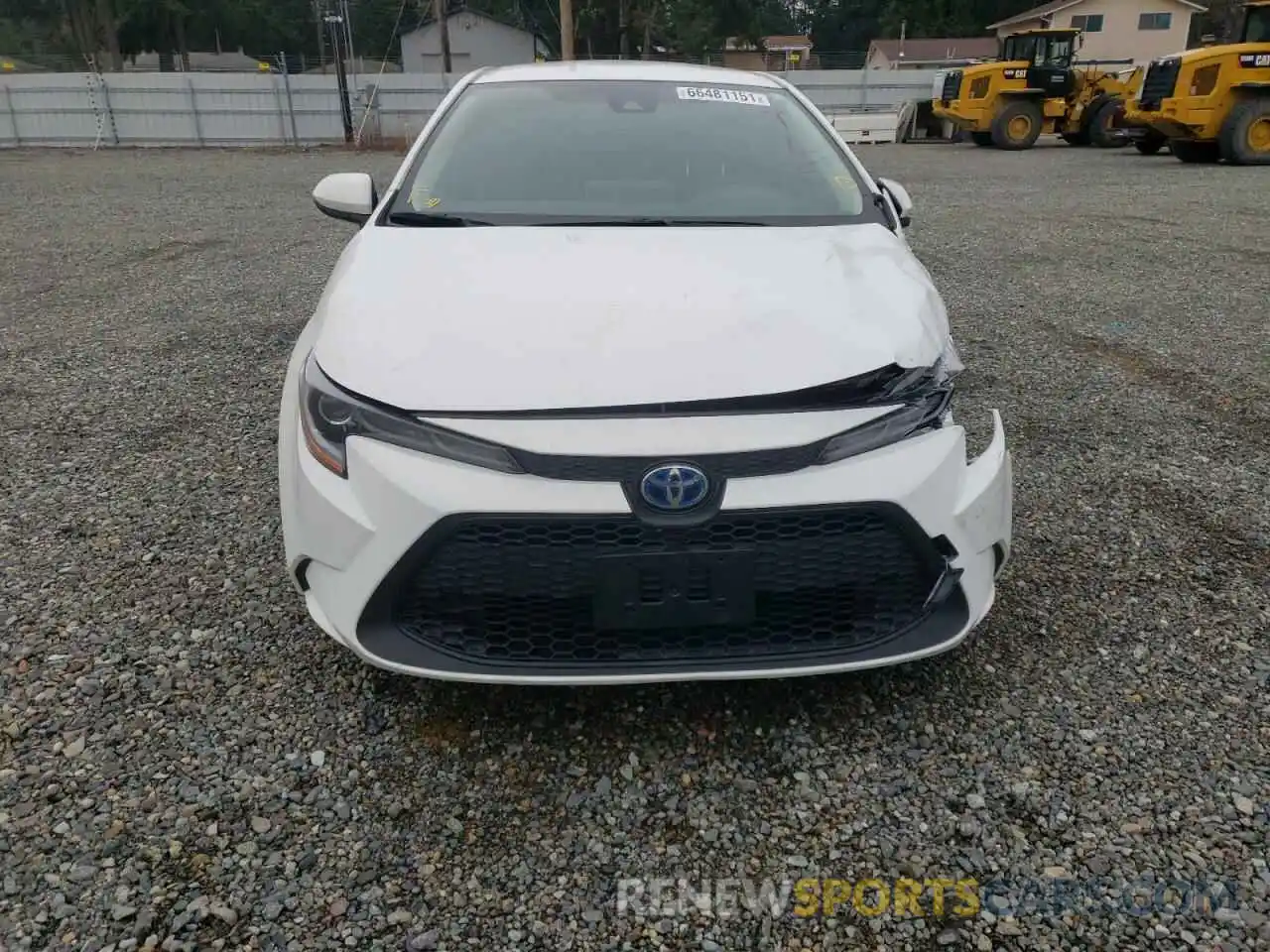 9 Photograph of a damaged car JTDEAMDE4MJ012927 TOYOTA COROLLA 2021