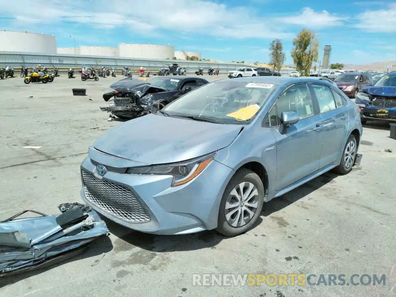 2 Photograph of a damaged car JTDEAMDE4MJ013656 TOYOTA COROLLA 2021