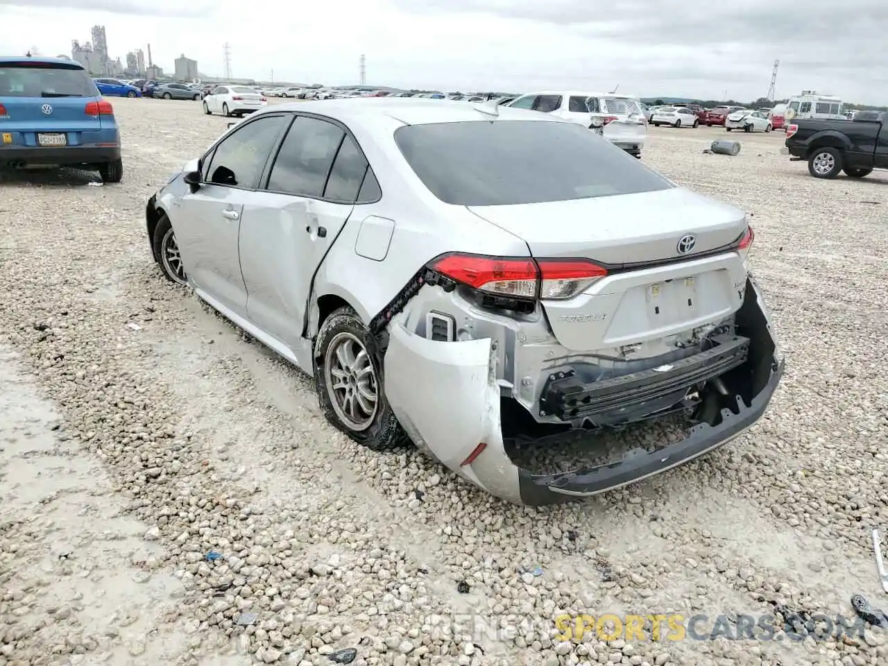 3 Photograph of a damaged car JTDEAMDE4MJ014418 TOYOTA COROLLA 2021