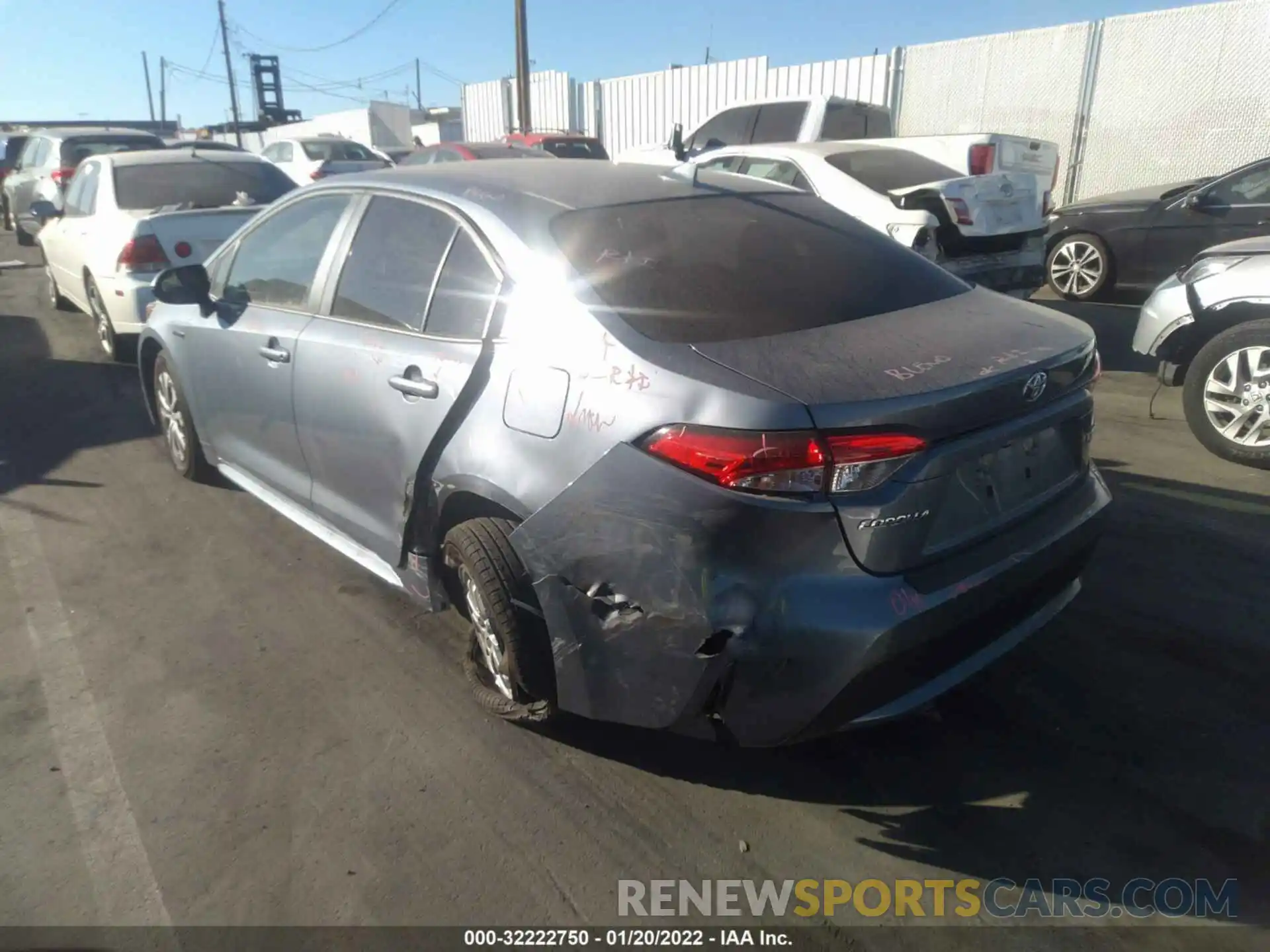 3 Photograph of a damaged car JTDEAMDE4MJ017089 TOYOTA COROLLA 2021