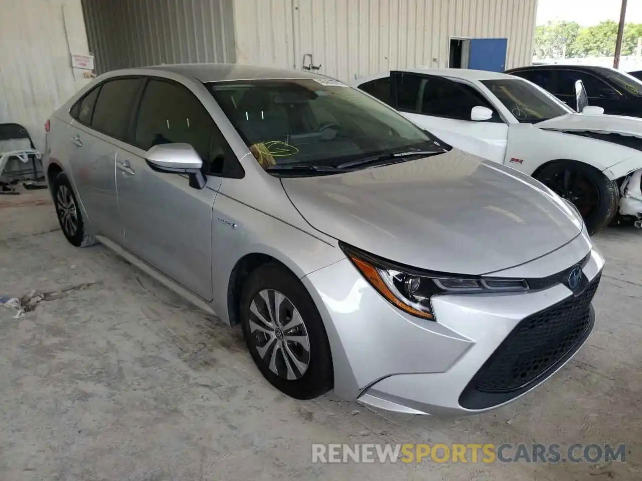 1 Photograph of a damaged car JTDEAMDE4MJ017657 TOYOTA COROLLA 2021