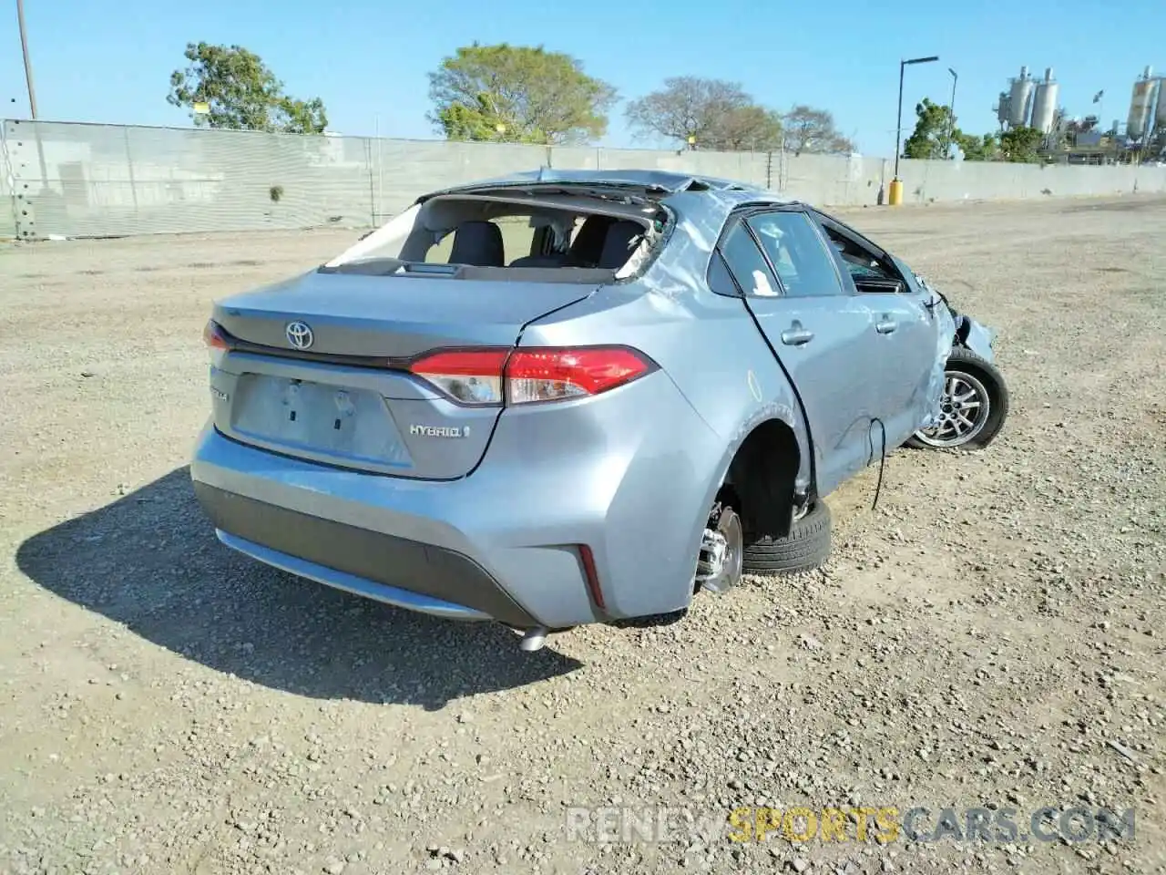 4 Photograph of a damaged car JTDEAMDE4MJ020235 TOYOTA COROLLA 2021