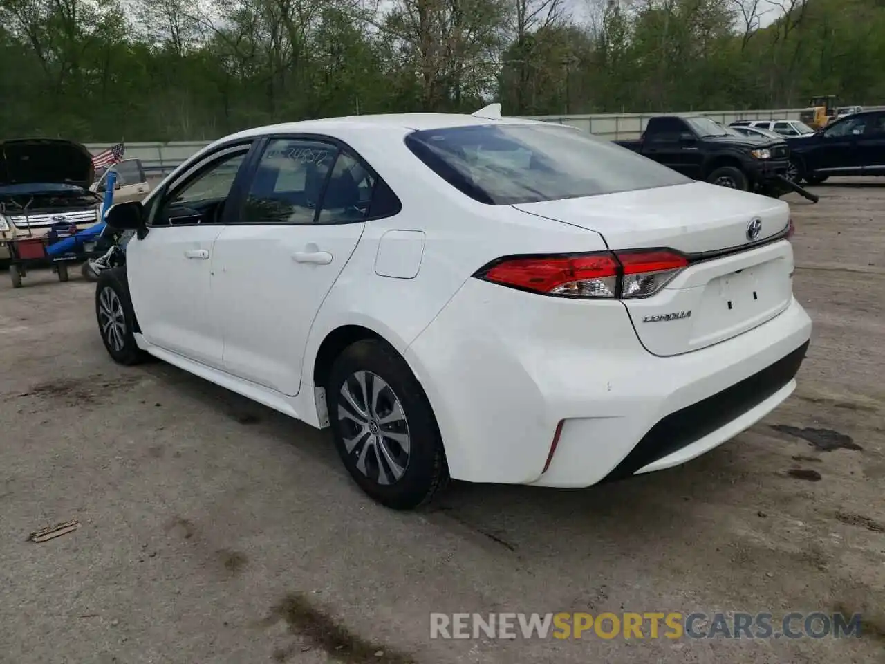 3 Photograph of a damaged car JTDEAMDE4MJ022275 TOYOTA COROLLA 2021