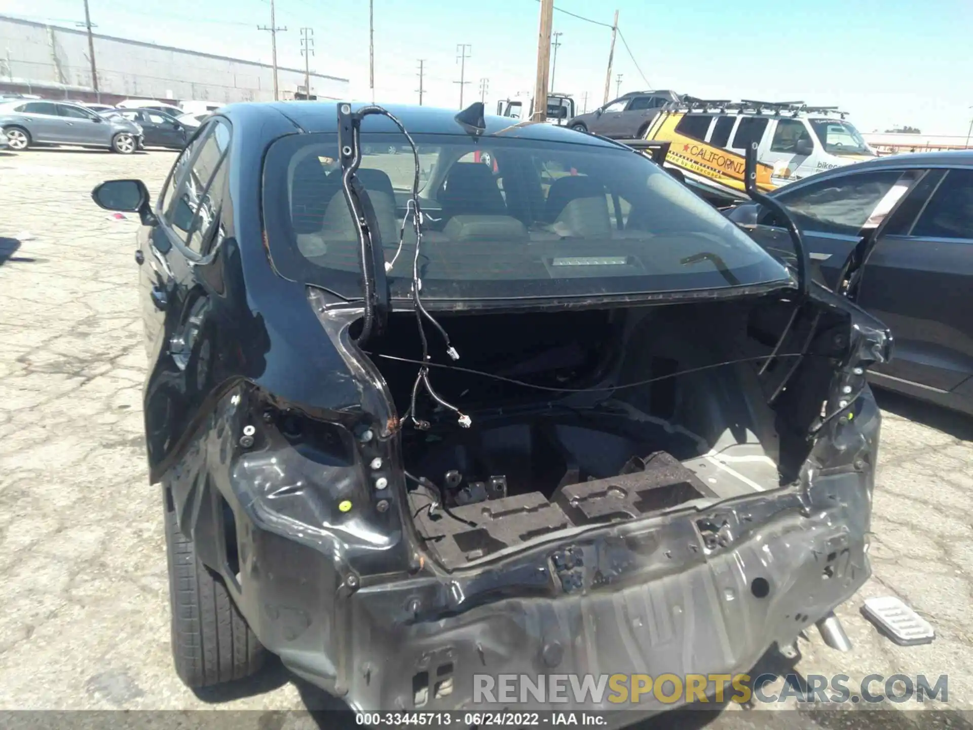 6 Photograph of a damaged car JTDEAMDE4MJ026343 TOYOTA COROLLA 2021