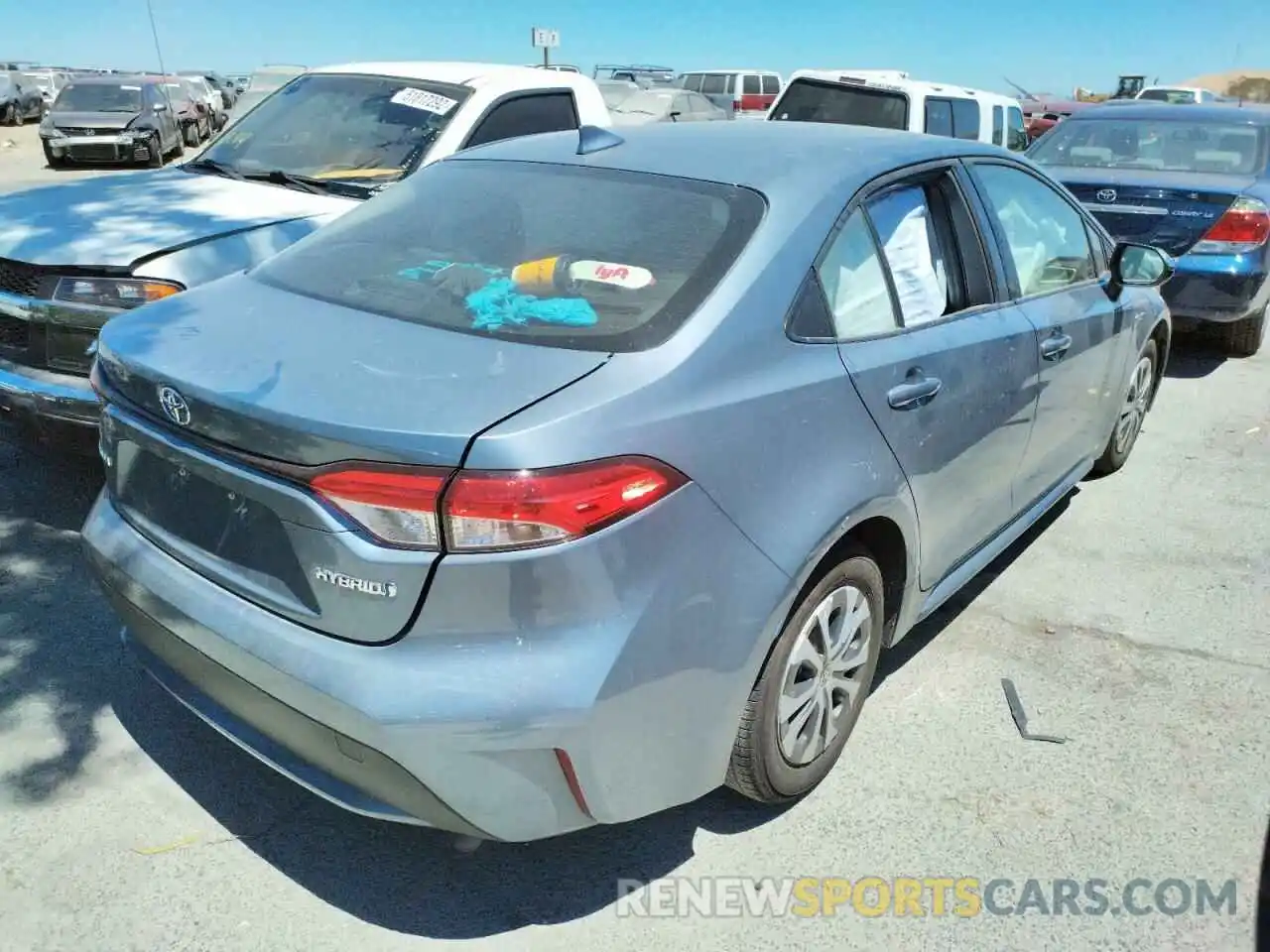 4 Photograph of a damaged car JTDEAMDE4MJ027489 TOYOTA COROLLA 2021