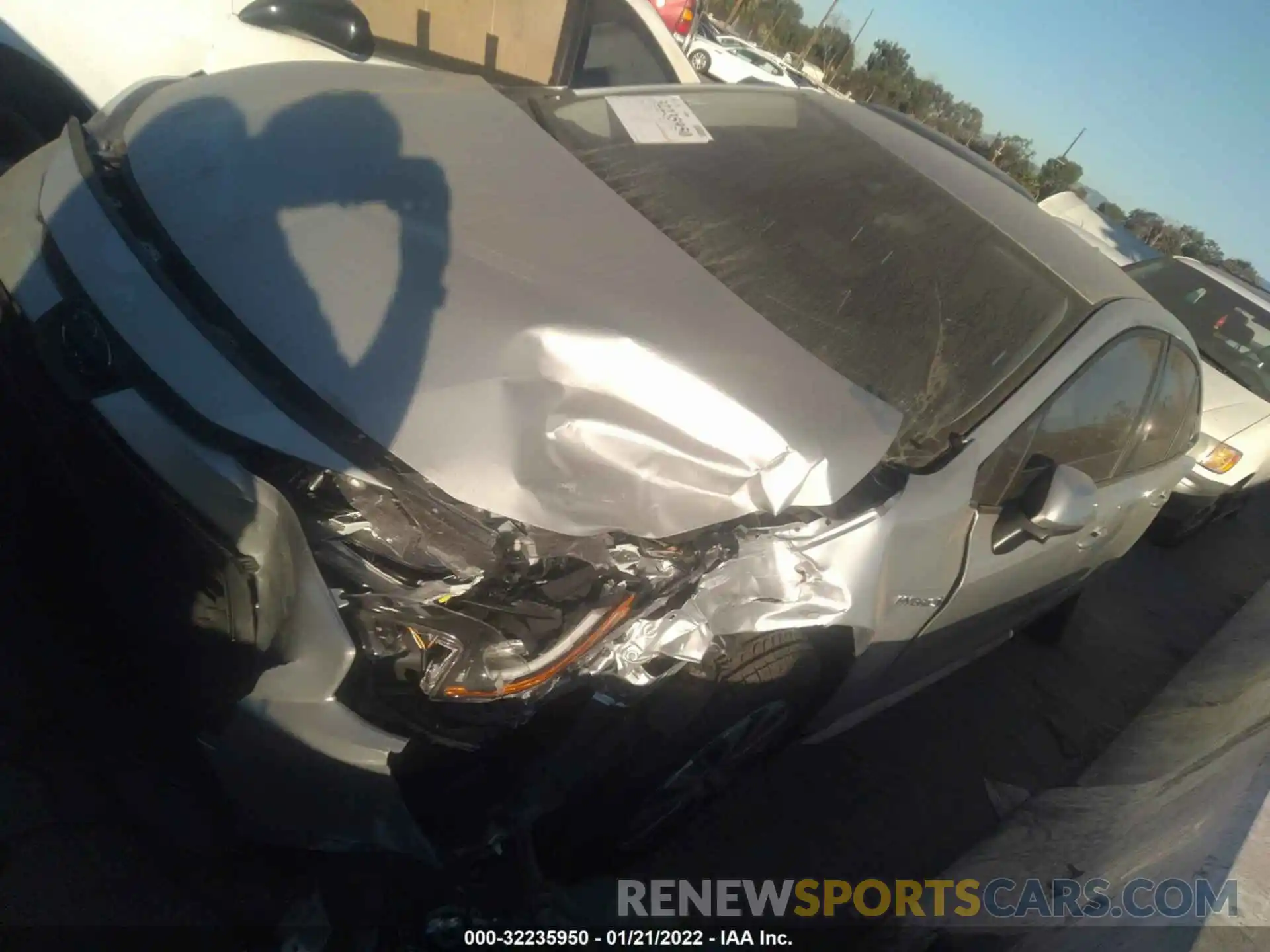 1 Photograph of a damaged car JTDEAMDE4MJ032885 TOYOTA COROLLA 2021