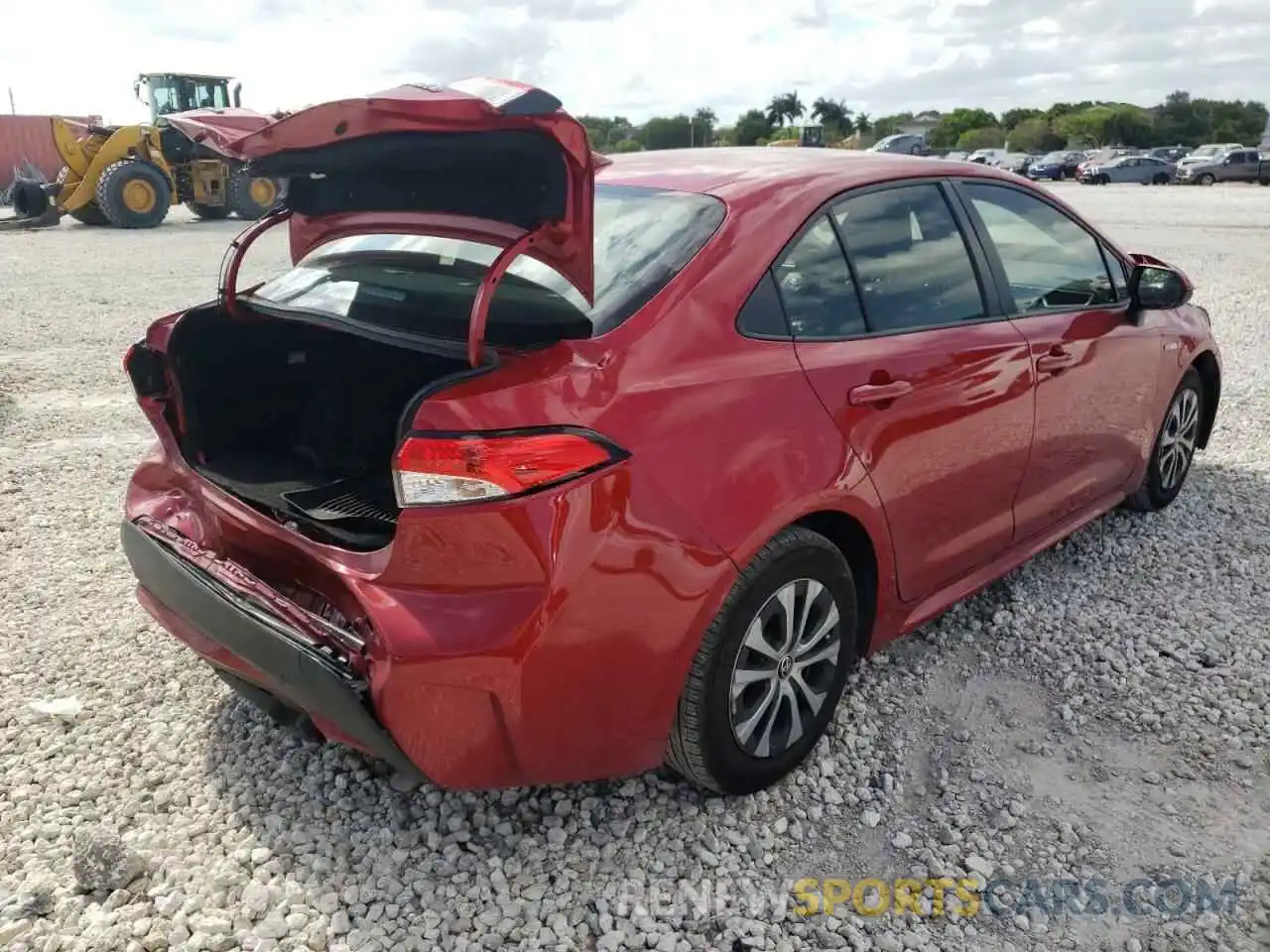 4 Photograph of a damaged car JTDEAMDE4MJ032952 TOYOTA COROLLA 2021