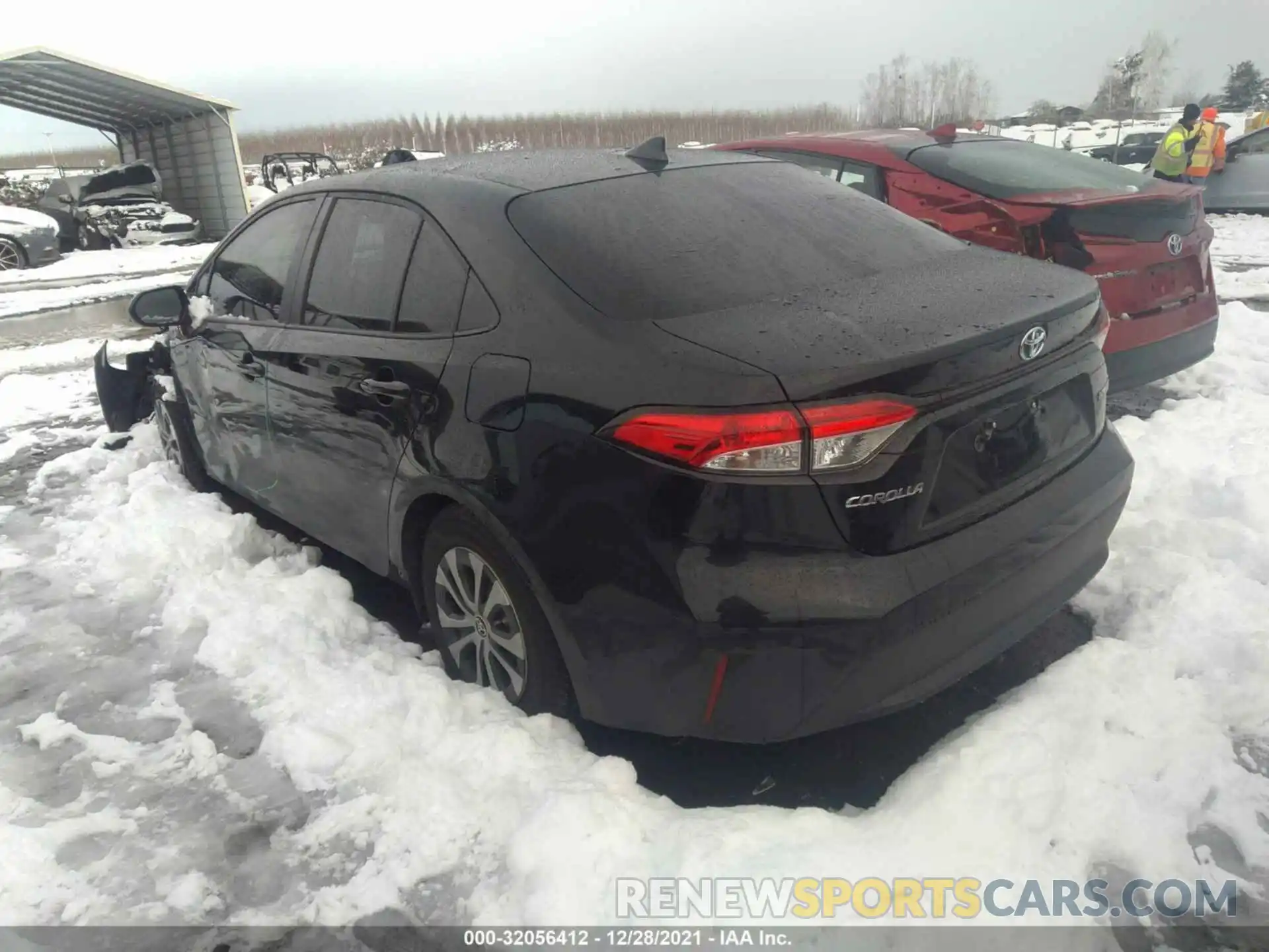 3 Photograph of a damaged car JTDEAMDE4MJ033924 TOYOTA COROLLA 2021