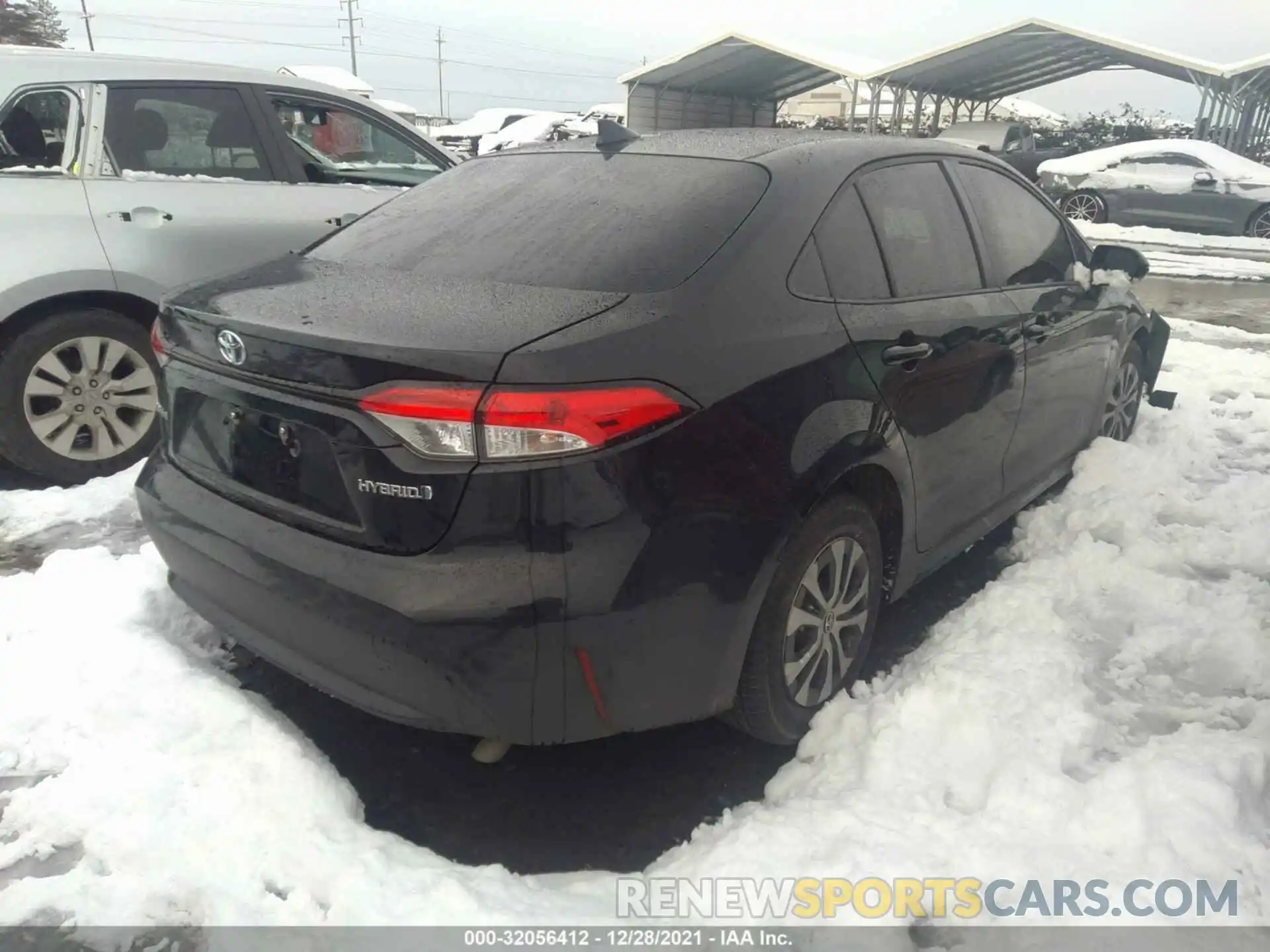 4 Photograph of a damaged car JTDEAMDE4MJ033924 TOYOTA COROLLA 2021