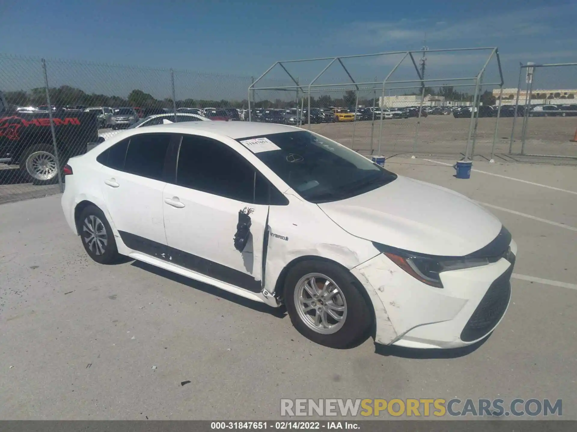 1 Photograph of a damaged car JTDEAMDE4MJ034443 TOYOTA COROLLA 2021