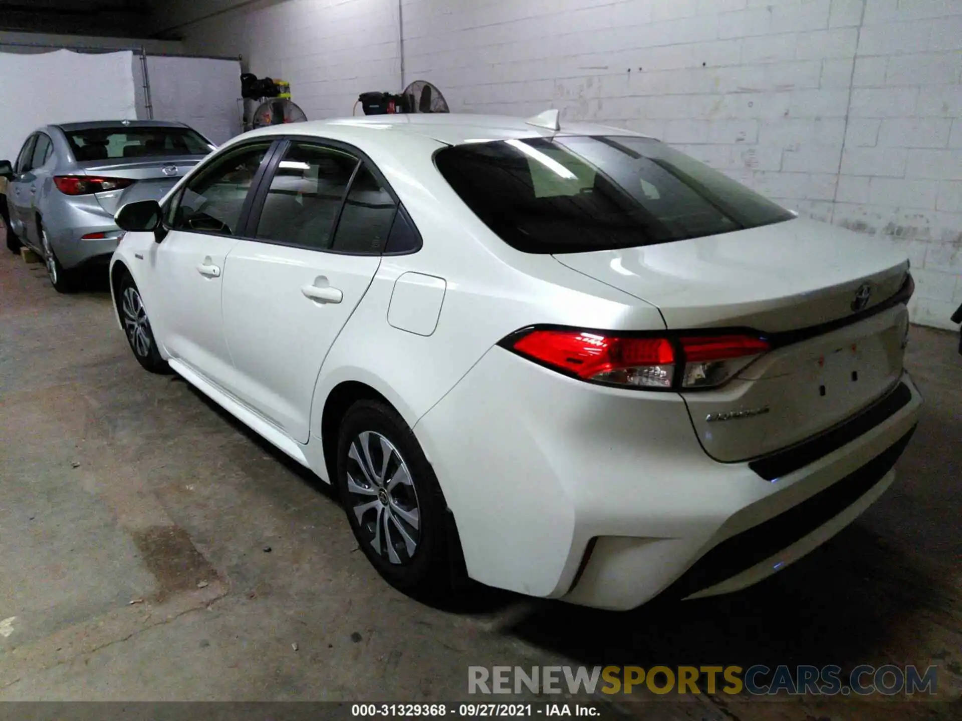 3 Photograph of a damaged car JTDEAMDE5MJ001175 TOYOTA COROLLA 2021