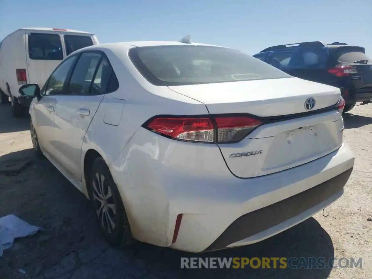 3 Photograph of a damaged car JTDEAMDE5MJ002844 TOYOTA COROLLA 2021