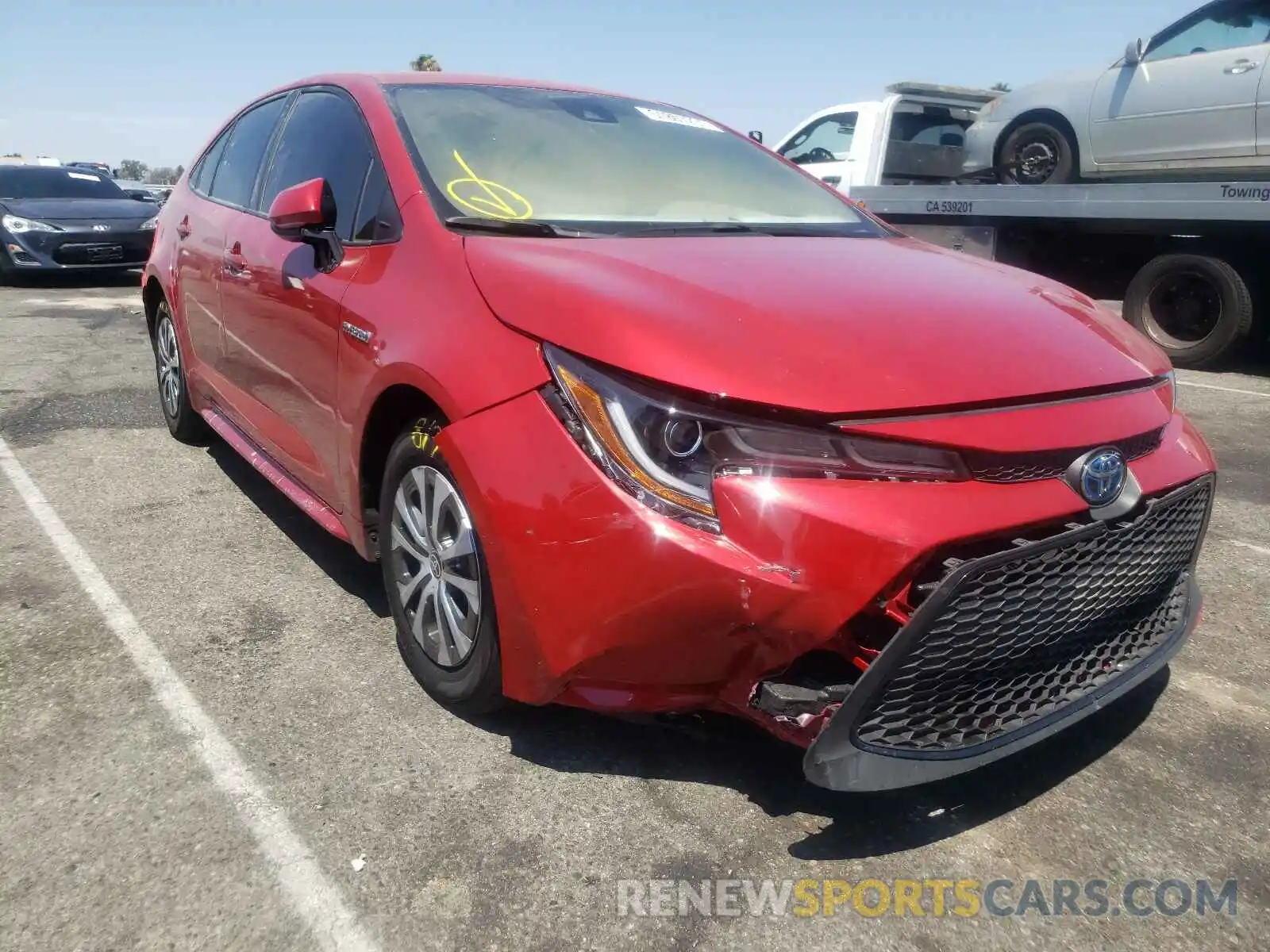 1 Photograph of a damaged car JTDEAMDE5MJ005517 TOYOTA COROLLA 2021