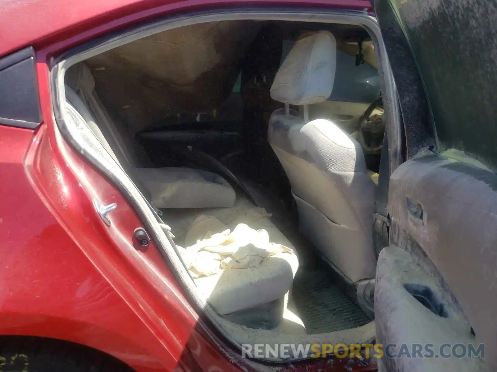 6 Photograph of a damaged car JTDEAMDE5MJ005517 TOYOTA COROLLA 2021