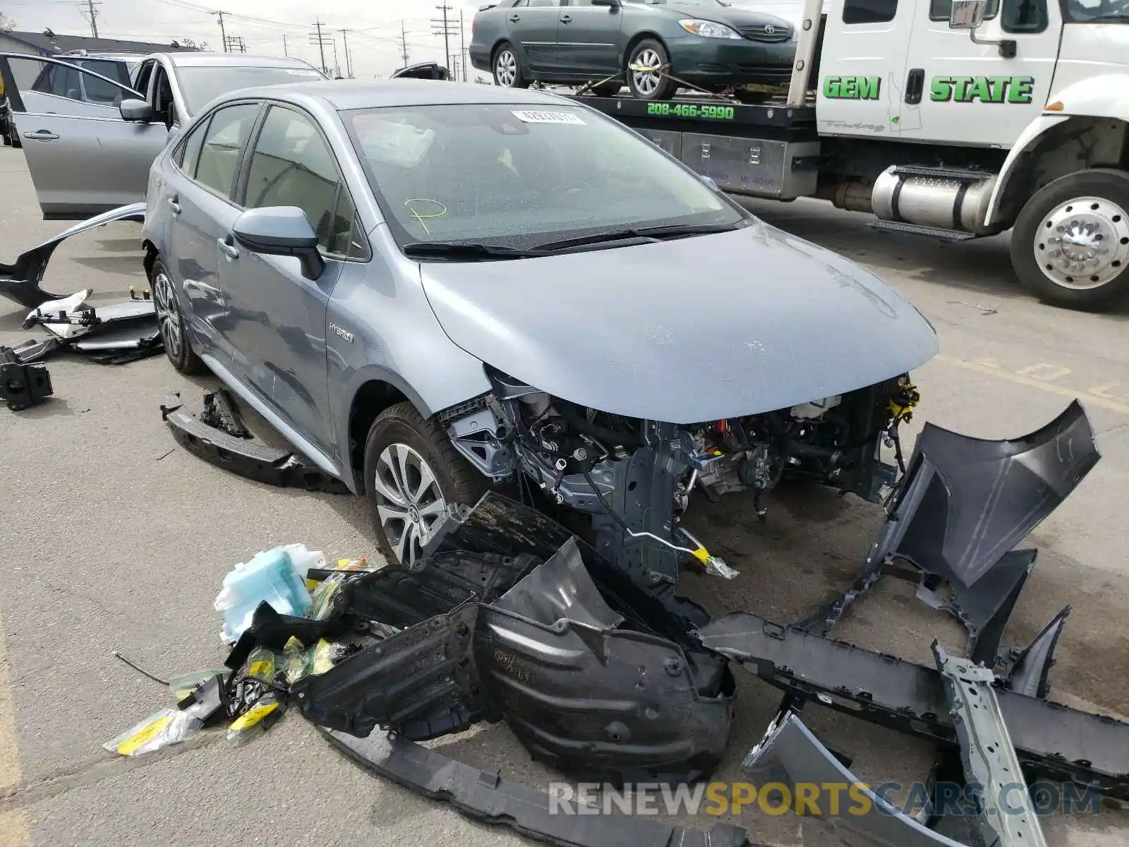 1 Photograph of a damaged car JTDEAMDE5MJ005906 TOYOTA COROLLA 2021