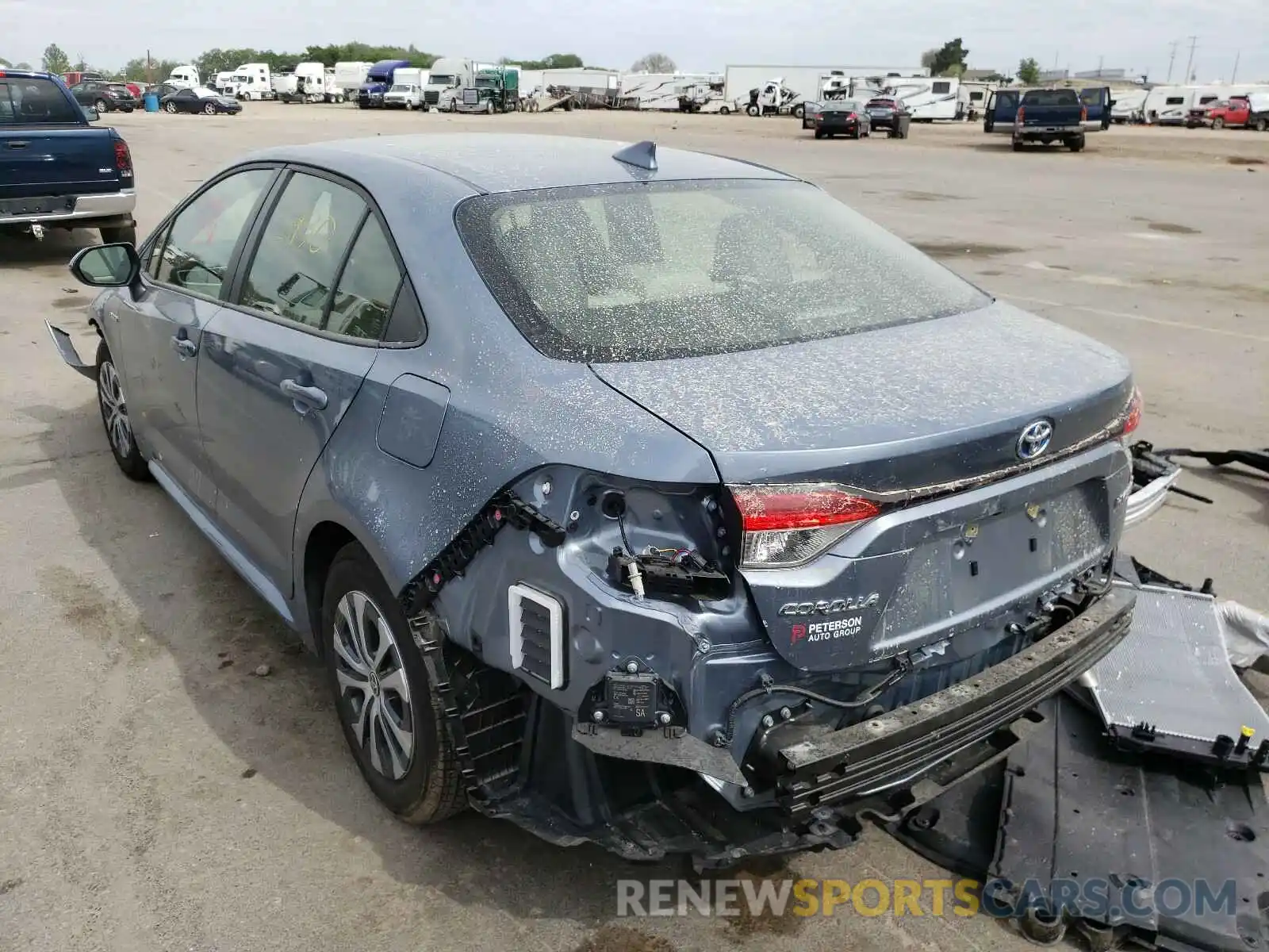 3 Photograph of a damaged car JTDEAMDE5MJ005906 TOYOTA COROLLA 2021