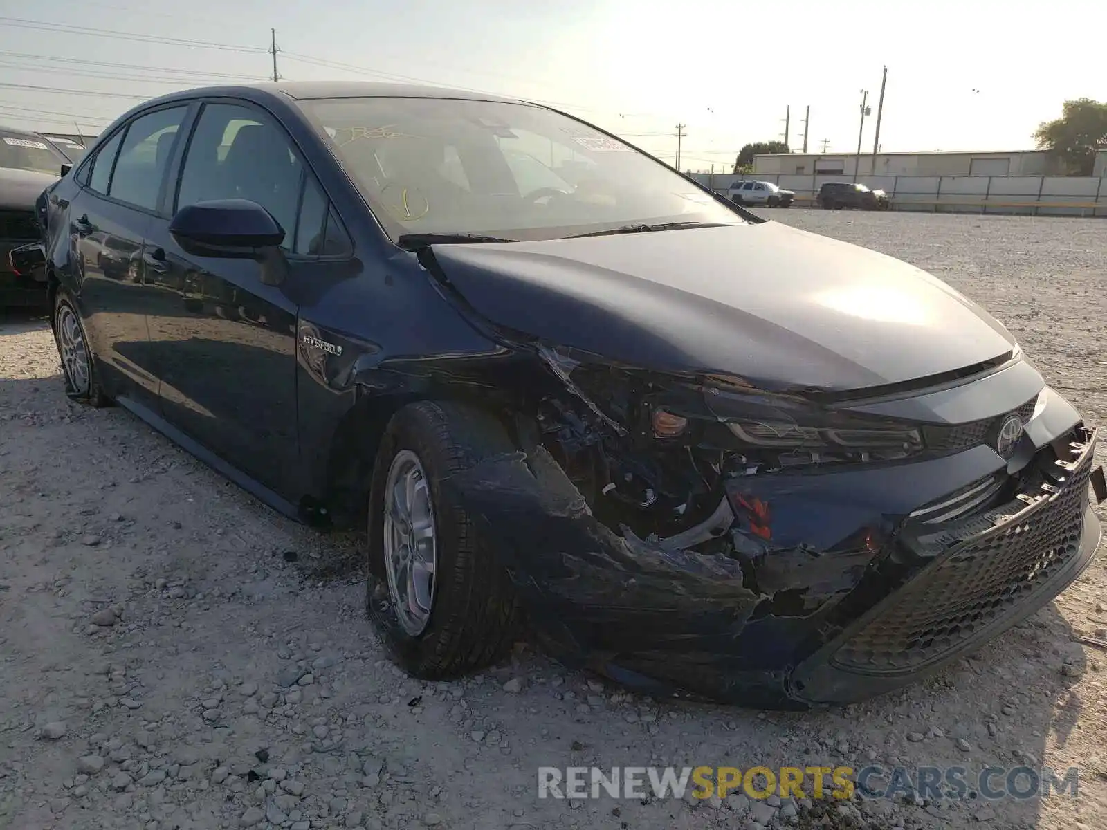 1 Photograph of a damaged car JTDEAMDE5MJ006828 TOYOTA COROLLA 2021