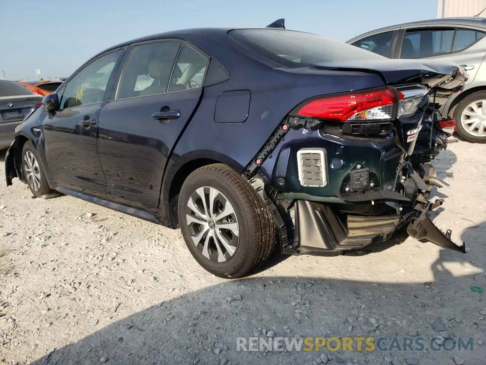 3 Photograph of a damaged car JTDEAMDE5MJ006828 TOYOTA COROLLA 2021