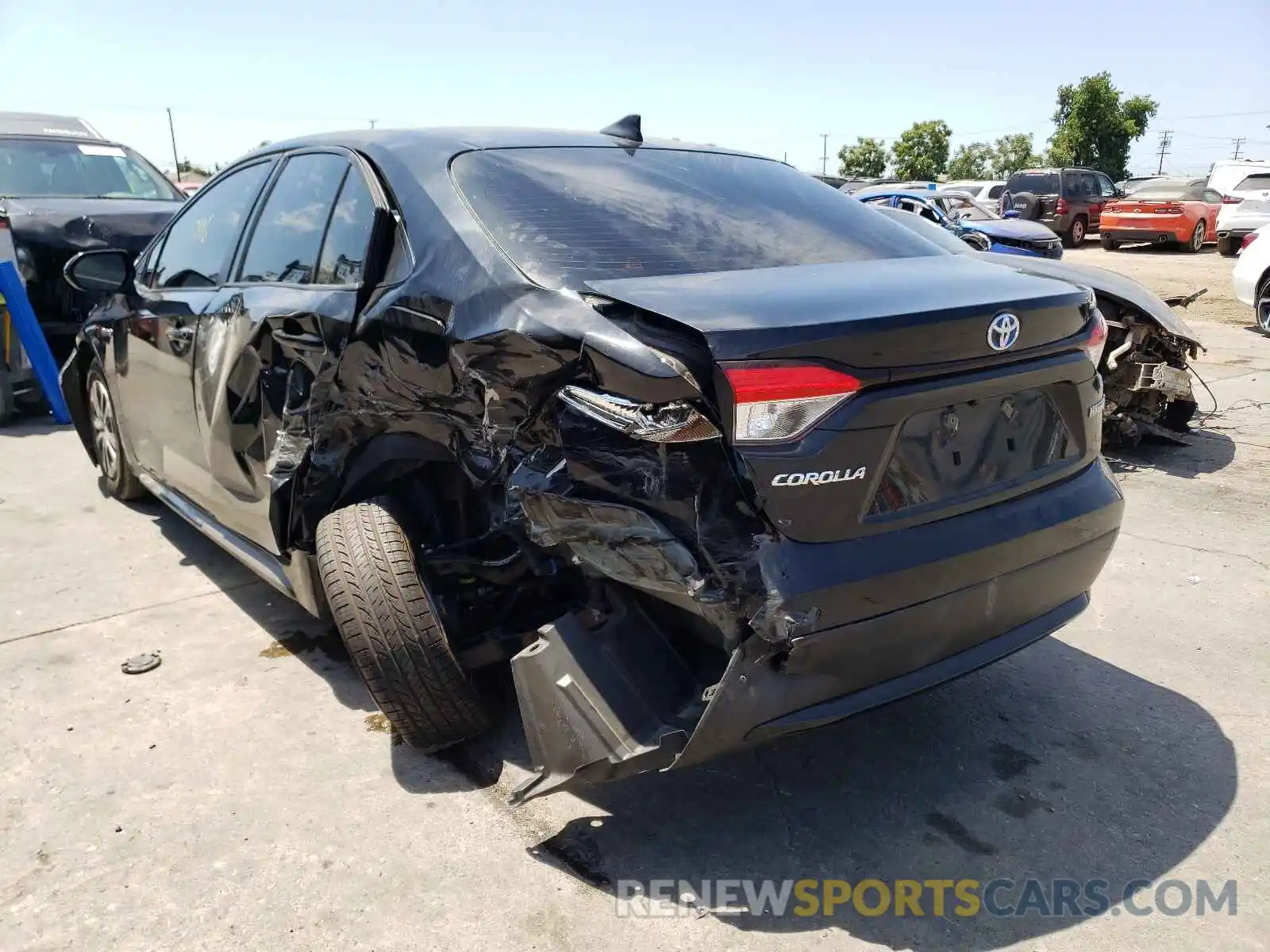 3 Photograph of a damaged car JTDEAMDE5MJ007638 TOYOTA COROLLA 2021