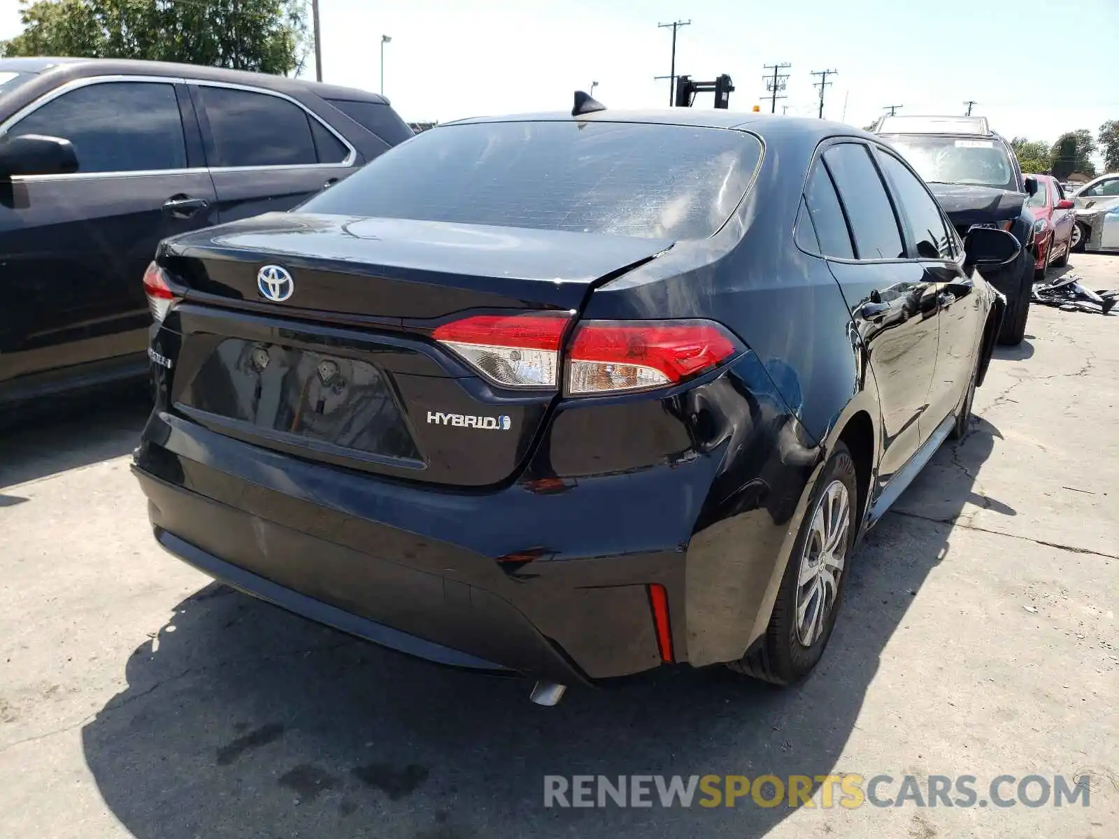 4 Photograph of a damaged car JTDEAMDE5MJ007638 TOYOTA COROLLA 2021