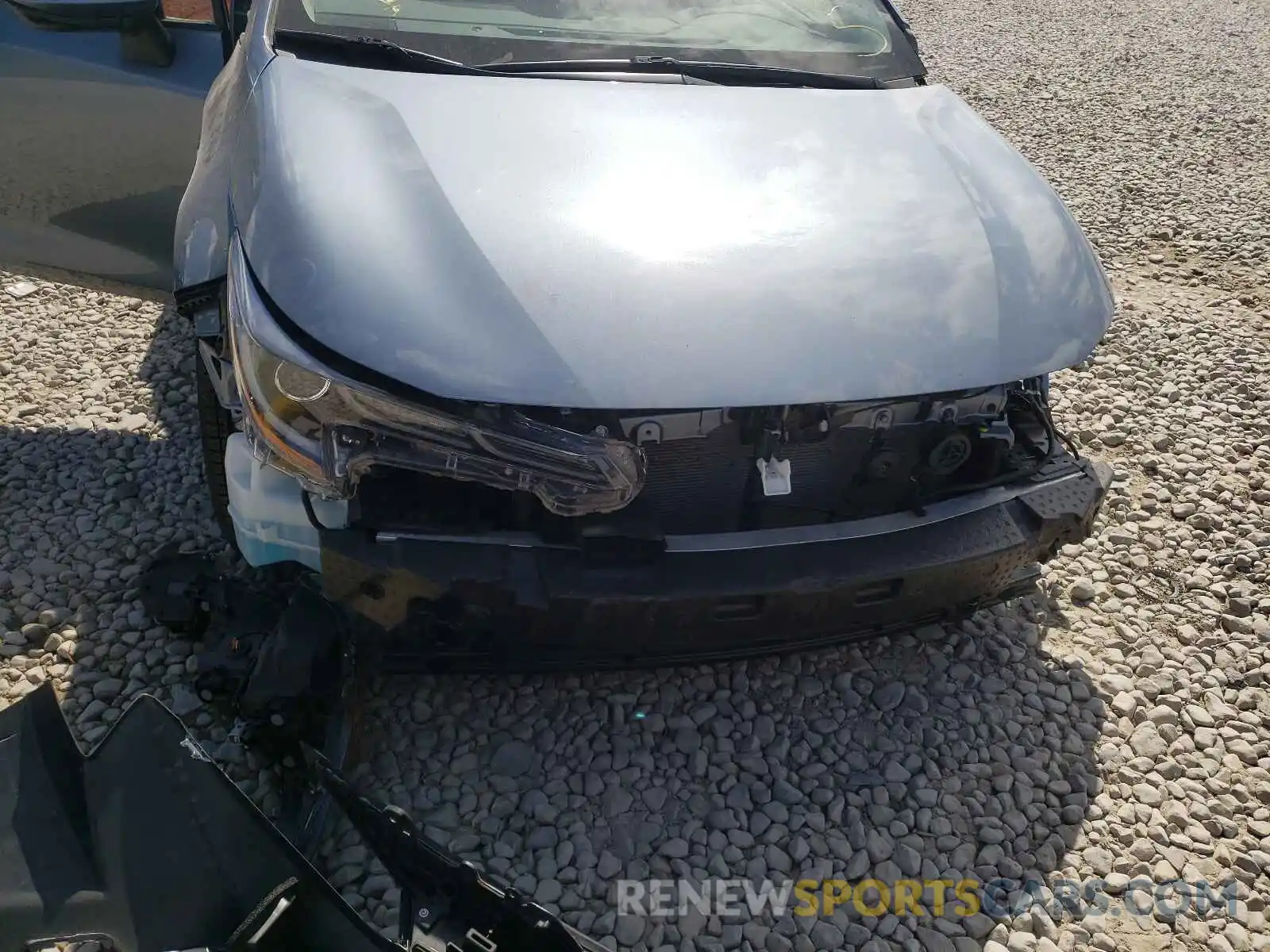 9 Photograph of a damaged car JTDEAMDE5MJ007722 TOYOTA COROLLA 2021