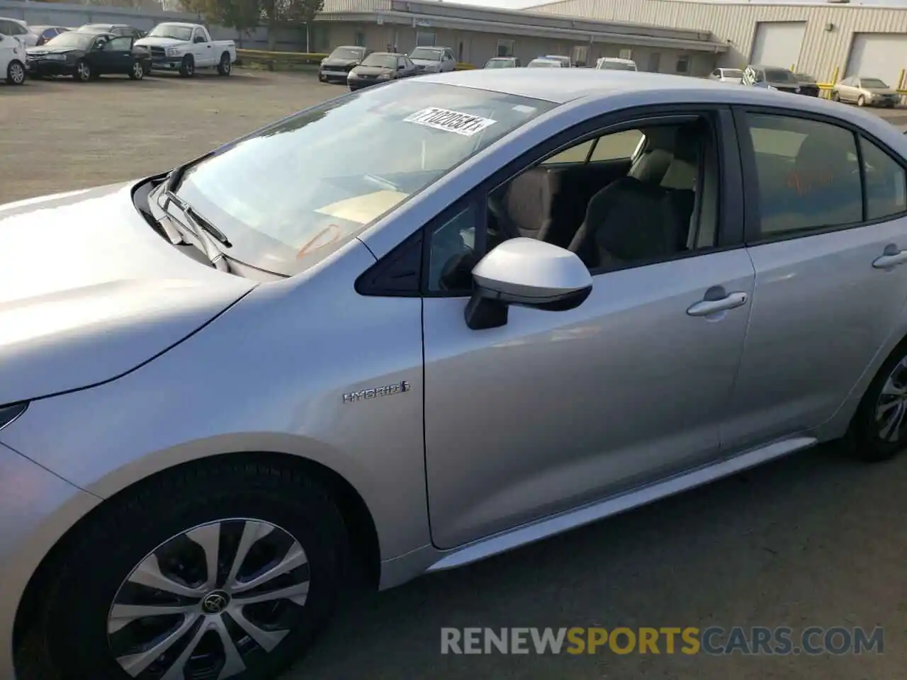 9 Photograph of a damaged car JTDEAMDE5MJ008661 TOYOTA COROLLA 2021