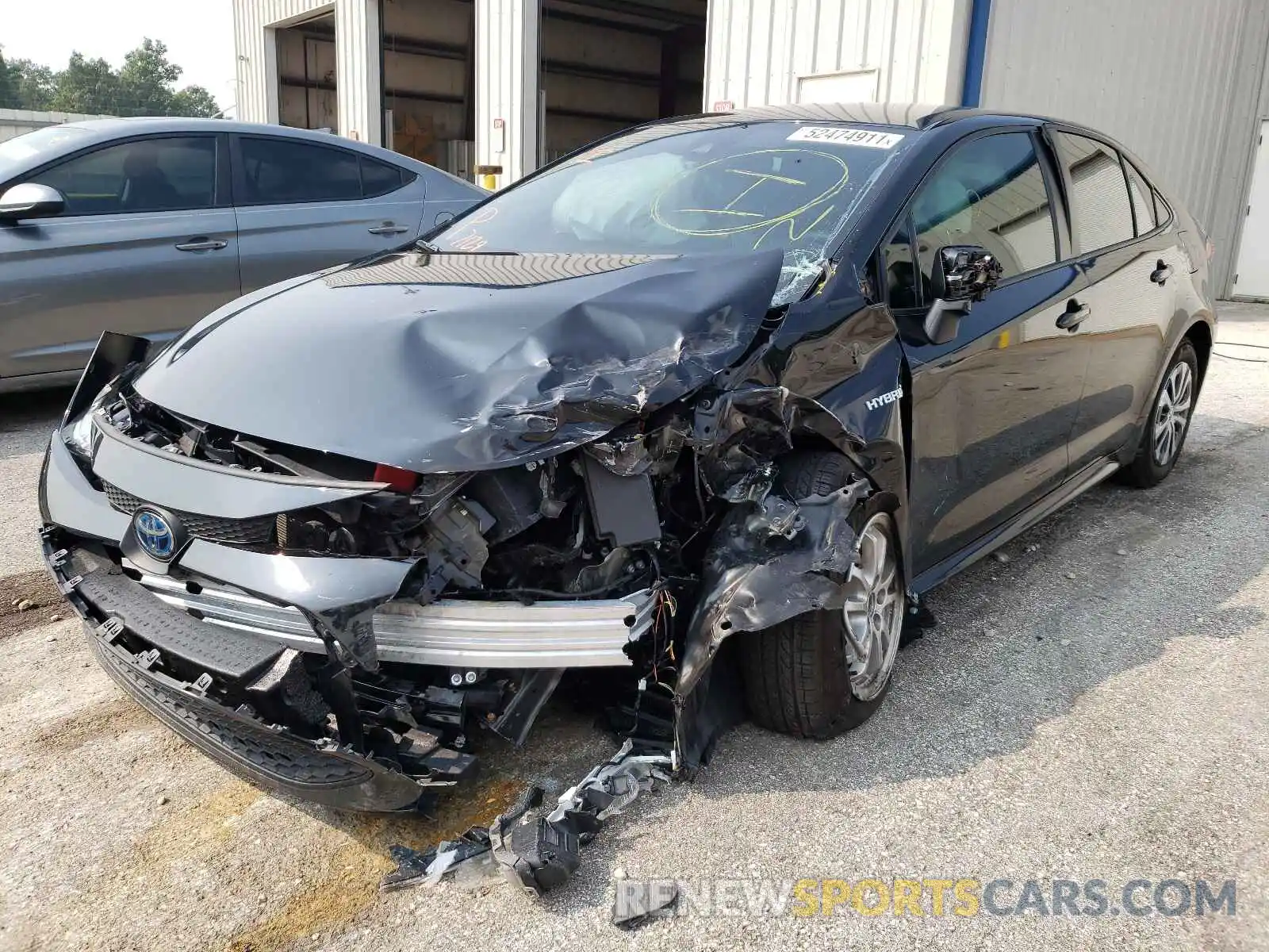 2 Photograph of a damaged car JTDEAMDE5MJ008739 TOYOTA COROLLA 2021