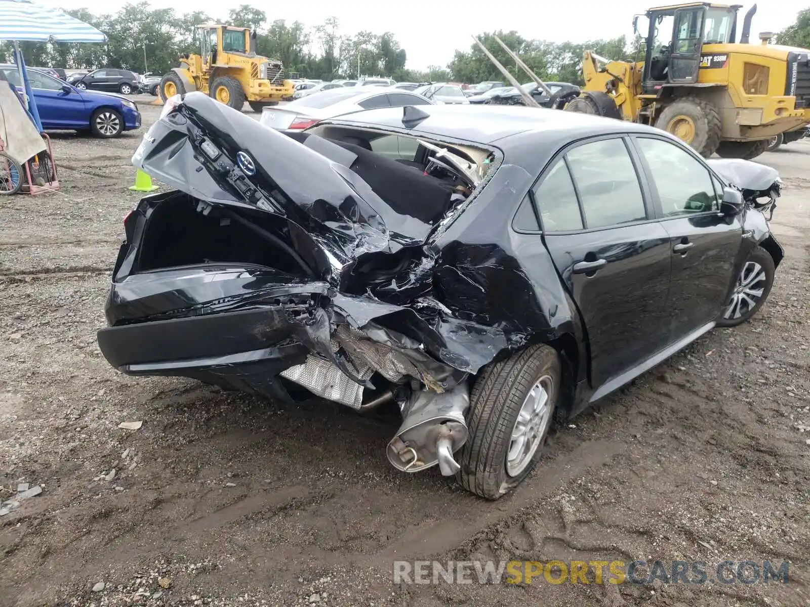 4 Photograph of a damaged car JTDEAMDE5MJ012709 TOYOTA COROLLA 2021